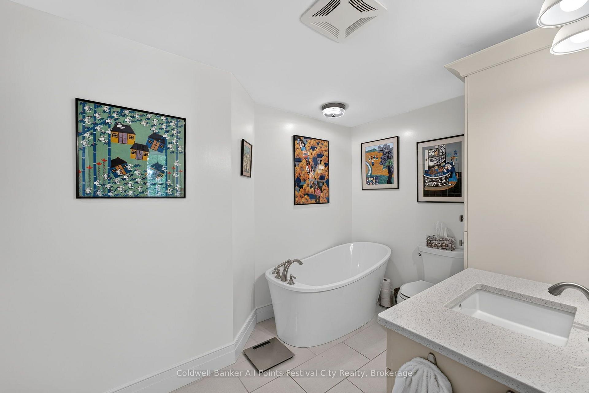Photo 22 of Unit 201, 5 Cobourg Street, Goderich, Goderich (Town) — HOMEH