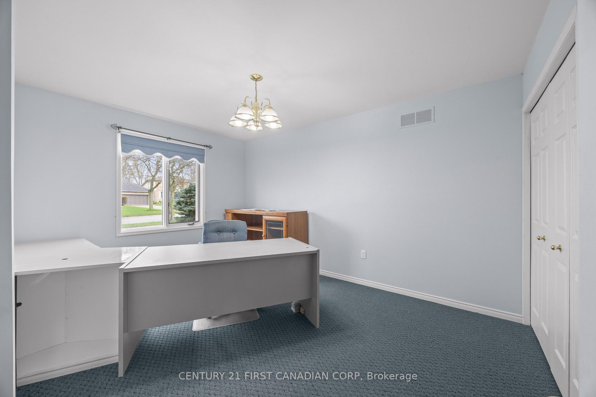 Photo 26 of 7069 Diane Crescent, London, South V — HOMEH