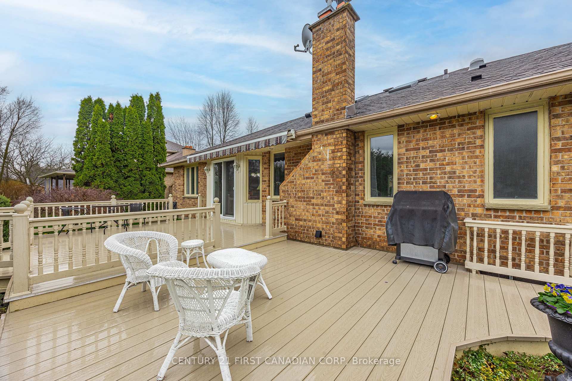 Photo 40 of 7069 Diane Crescent, London, South V — HOMEH