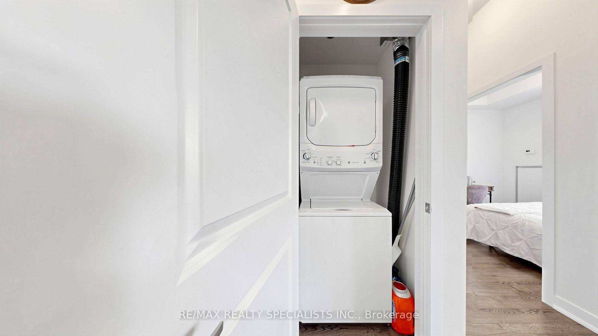 Photo 26 of Unit 408, 5317 Upper Middle Road, Burlington, Orchard — HOMEH