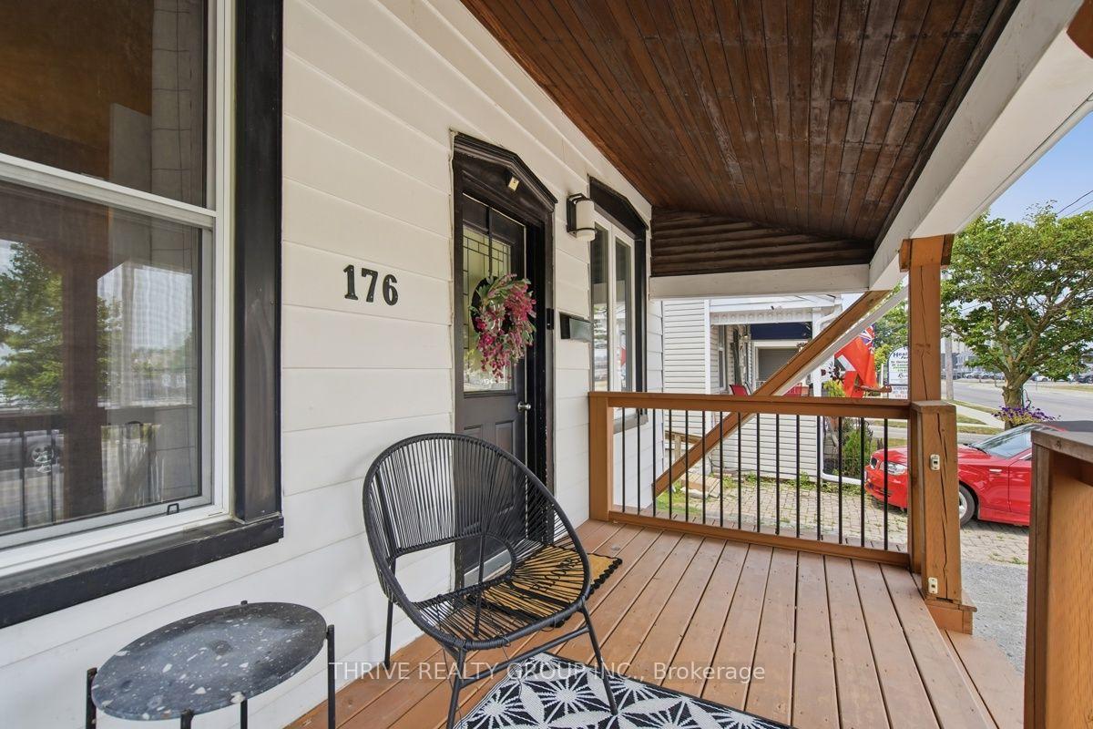 Photo 6 of 176 Centre Street, St. Thomas — HOMEH