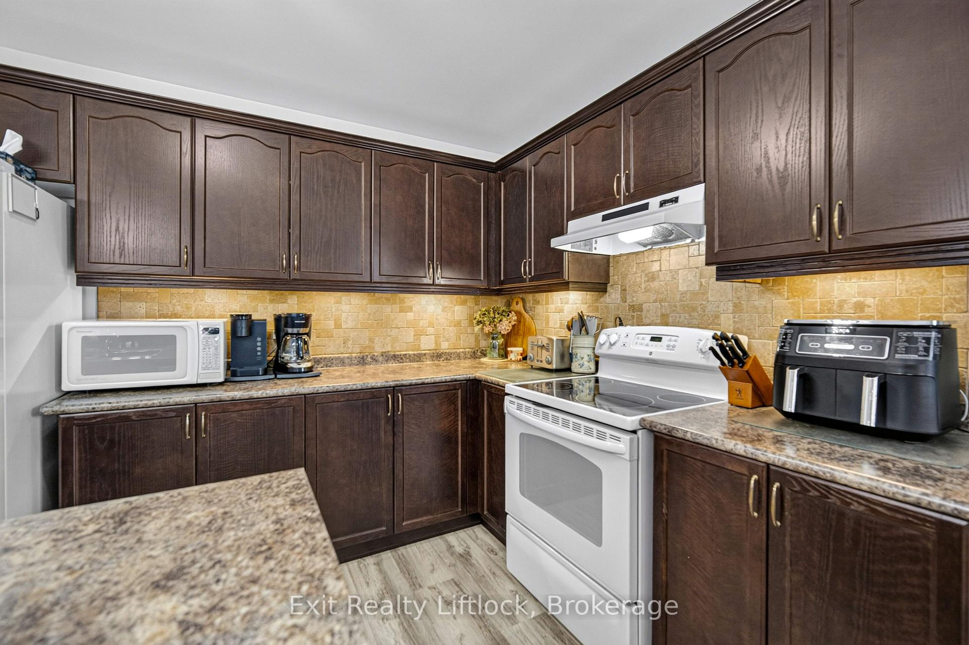 Photo 6 of 1 Mcgregor Court, Peterborough, Ashburnham Ward 4 — HOMEH
