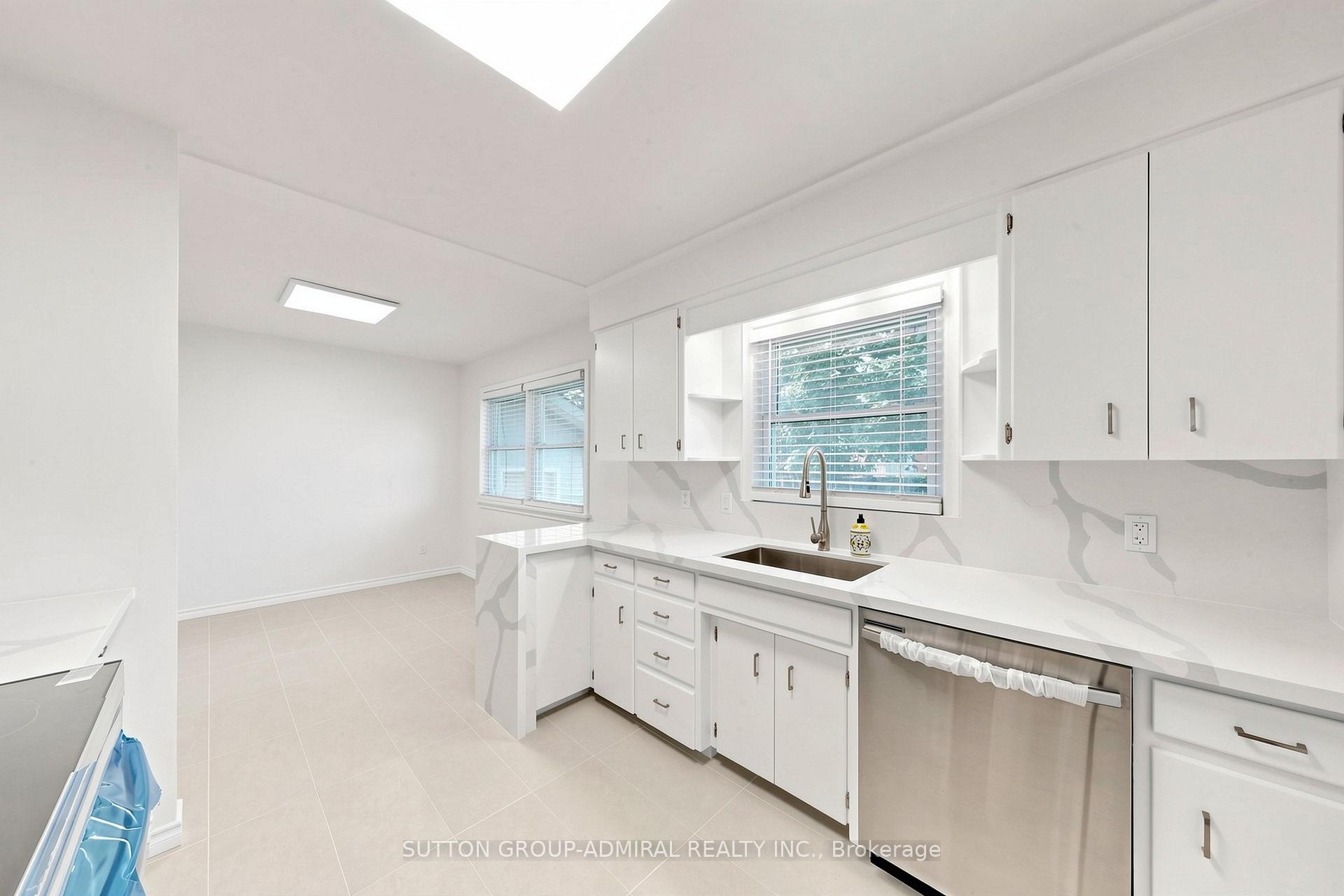 Photo 9 of 27 Patricia Drive, St. Catharines, Carlton/Bunting — HOMEH
