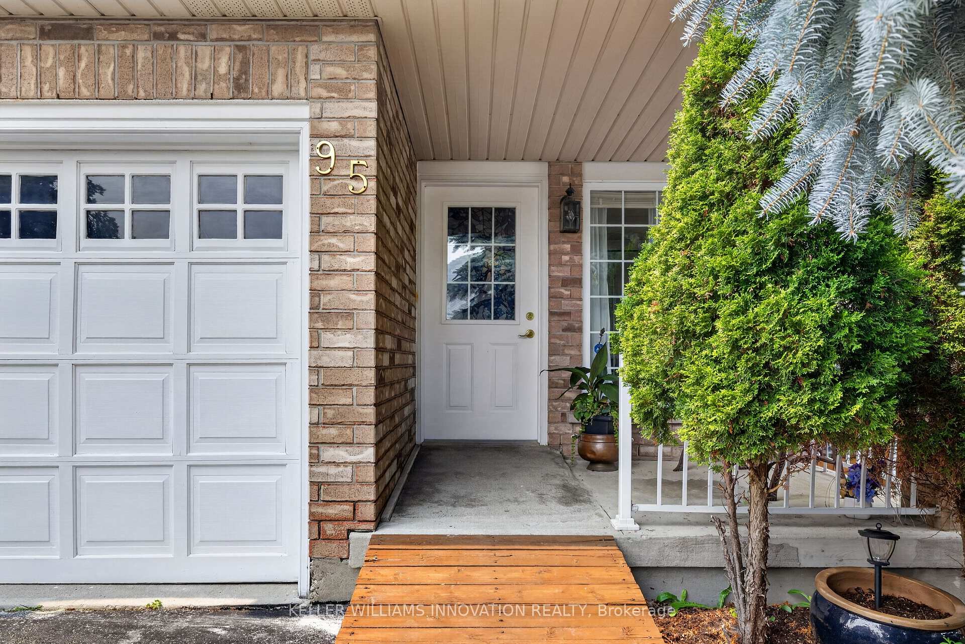 Photo 3 of 95 Tovell Drive, Guelph, Willow West/Sugarbush/West Acres — HOMEH