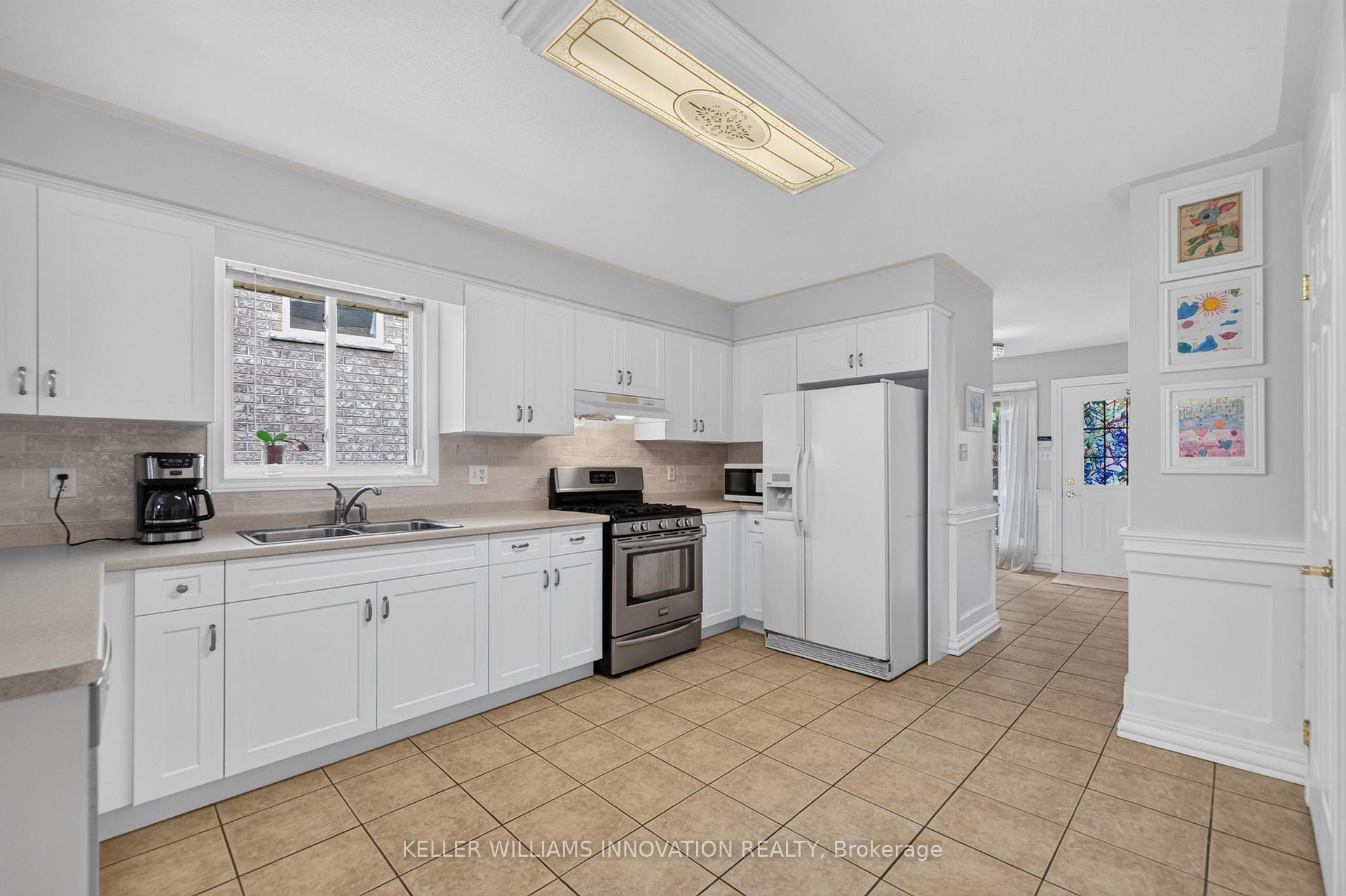 Photo 8 of 95 Tovell Drive, Guelph, Willow West/Sugarbush/West Acres — HOMEH