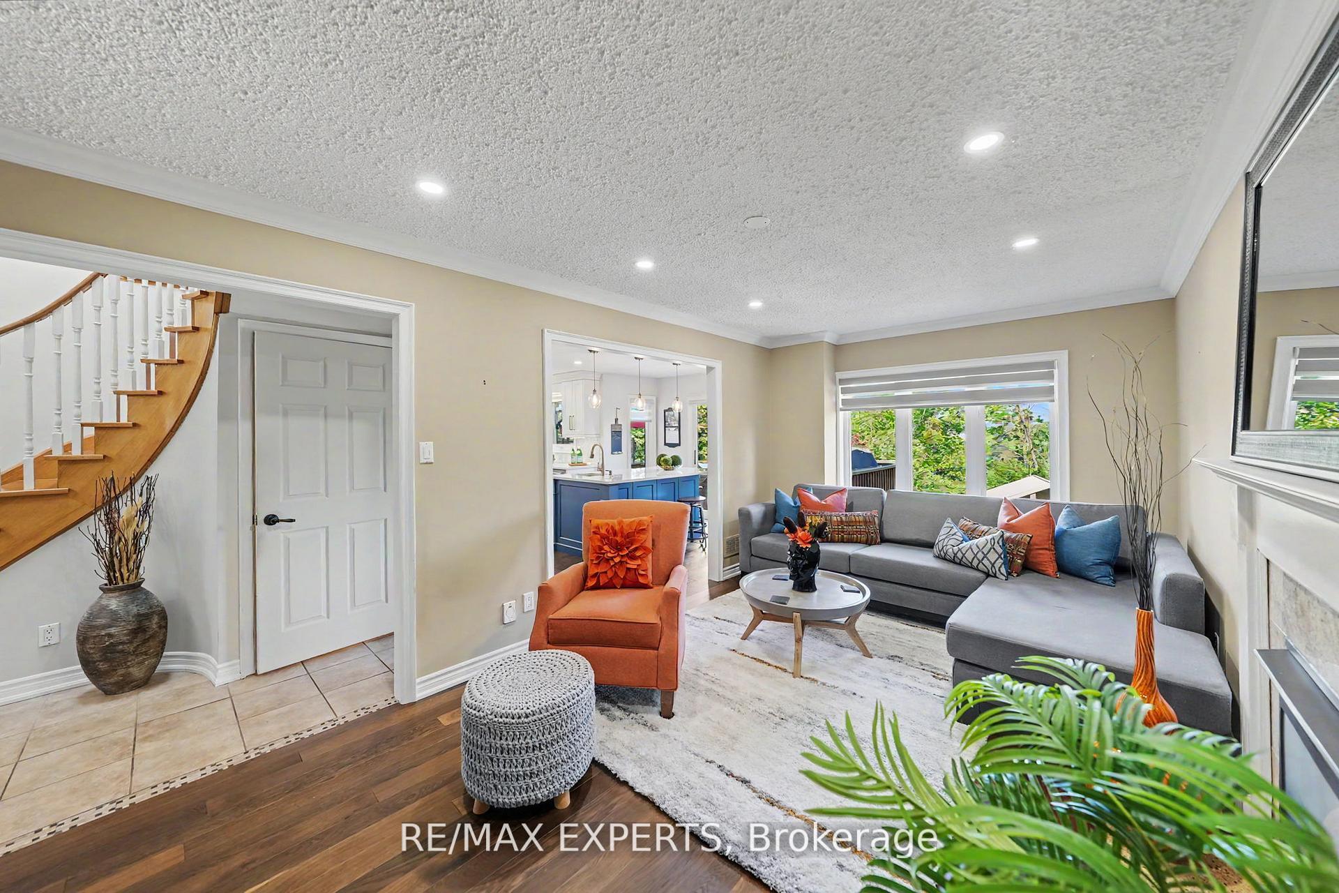 Photo 13 of 54 De Rose Avenue, Caledon, Bolton West — HOMEH