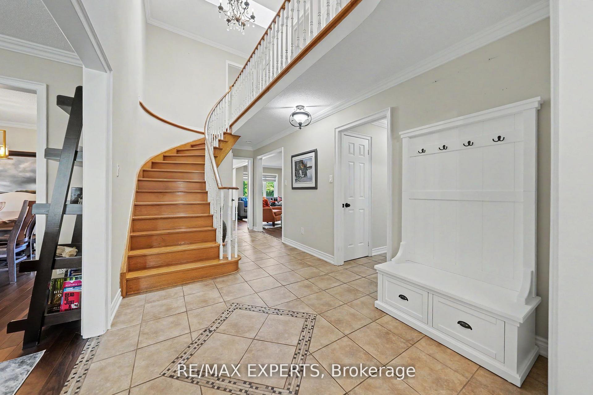 Photo 29 of 54 De Rose Avenue, Caledon, Bolton West — HOMEH