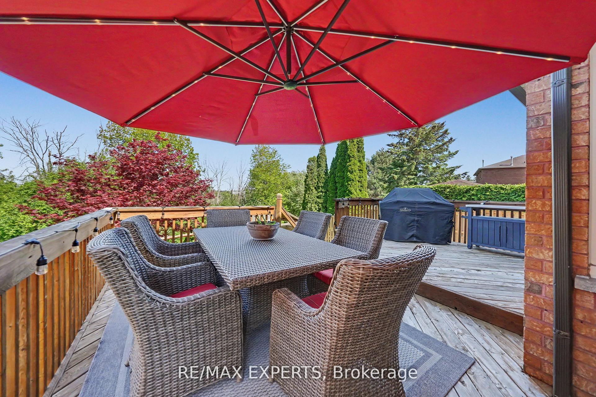 Photo 37 of 54 De Rose Avenue, Caledon, Bolton West — HOMEH