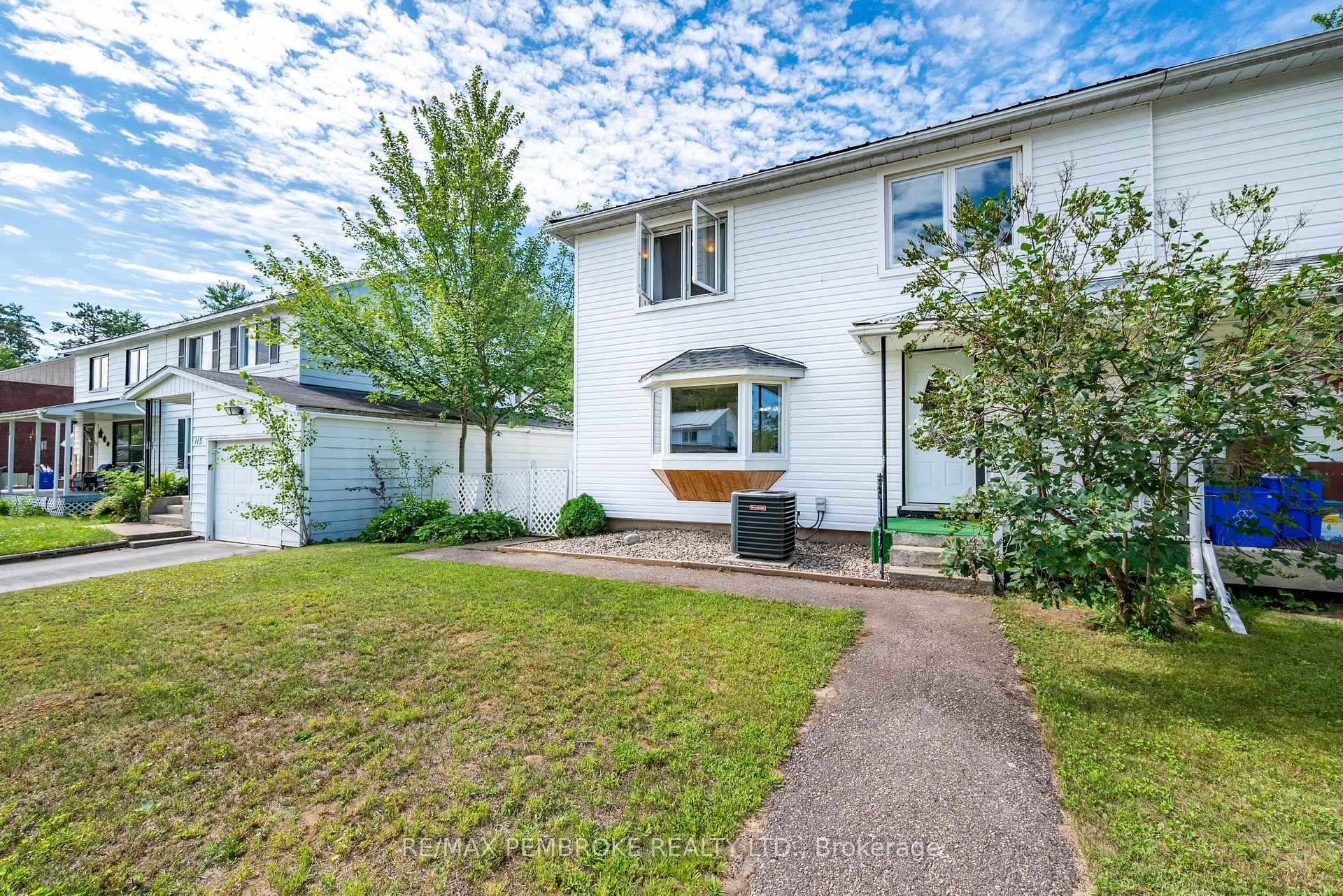Photo 1 of 117 Algonquin Street, Deep River, Deep River — HOMEH