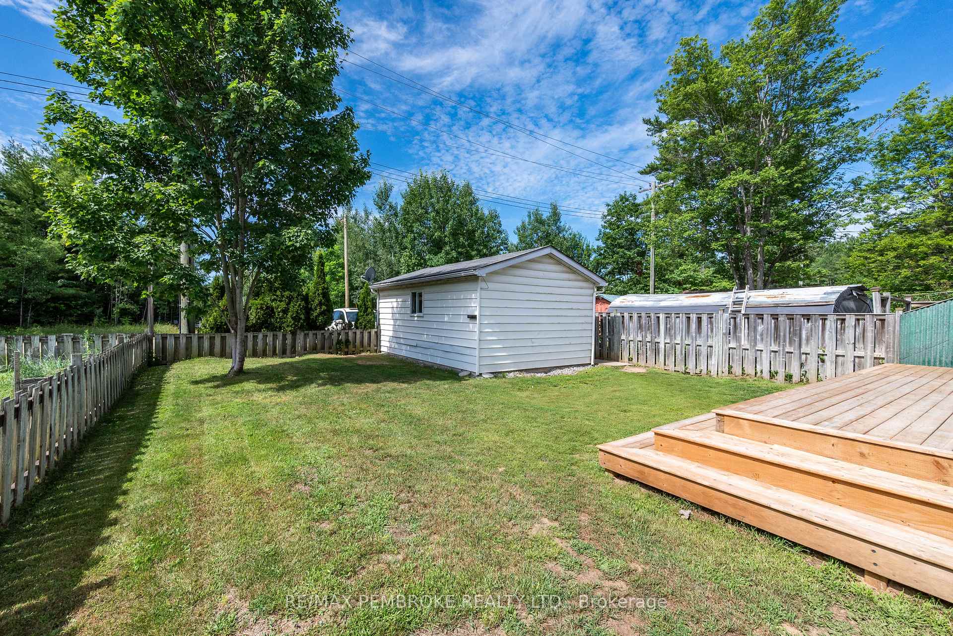 Photo 36 of 117 Algonquin Street, Deep River, Deep River — HOMEH