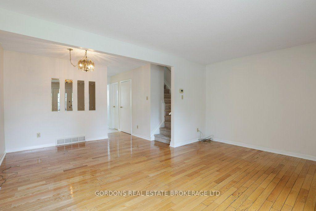 Photo 26 of Unit 53, 3322 Uplands Drive, Ottawa, Hunt Club — HOMEH