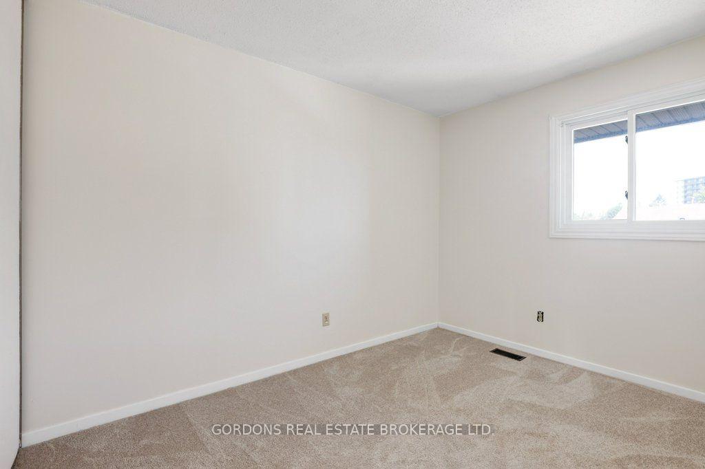 Photo 33 of Unit 53, 3322 Uplands Drive, Ottawa, Hunt Club — HOMEH