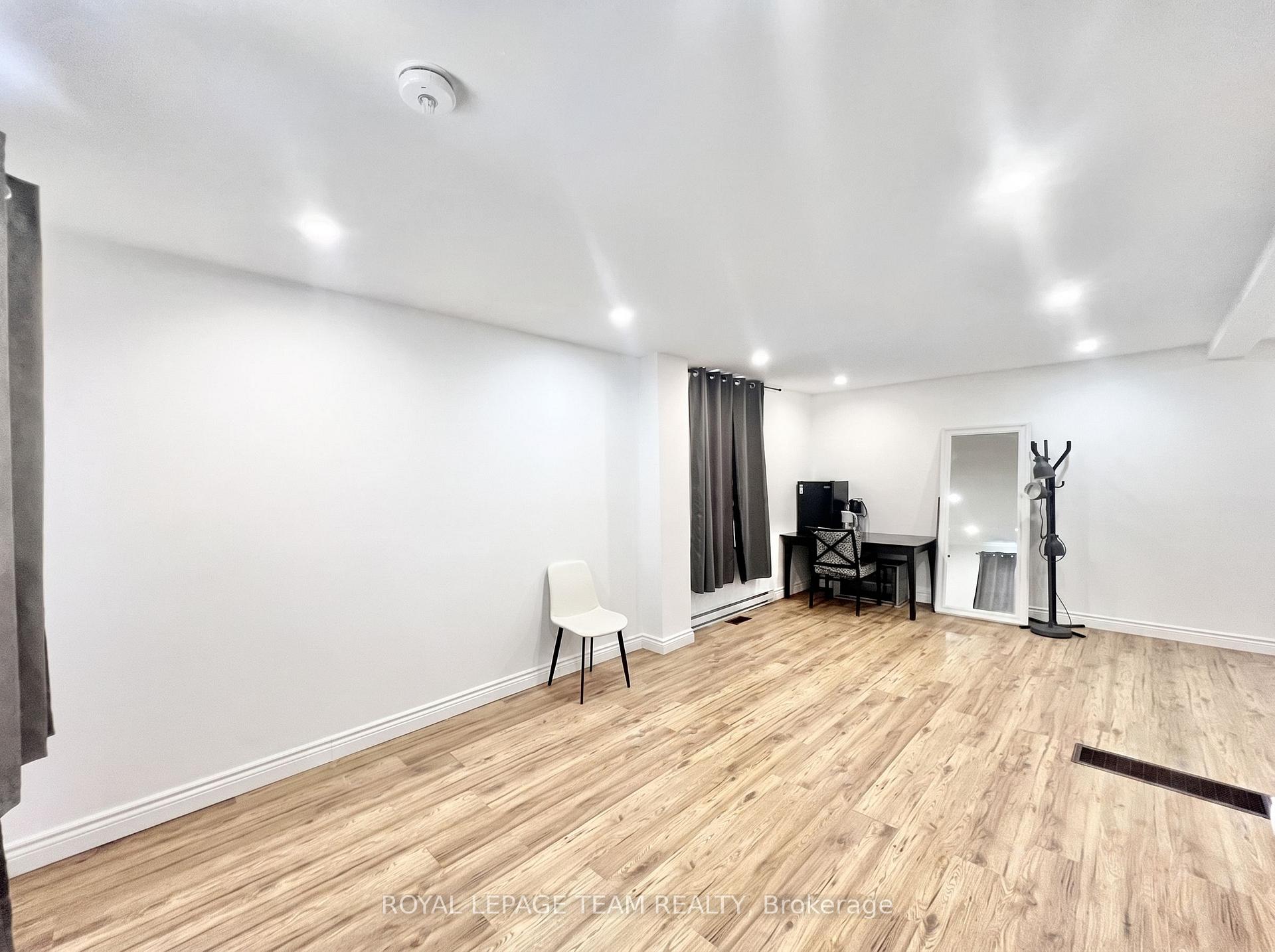 Photo 3 of Unit A-B, 67 Queen Mary Street, Ottawa, Castle Heights/Rideau High — HOMEH