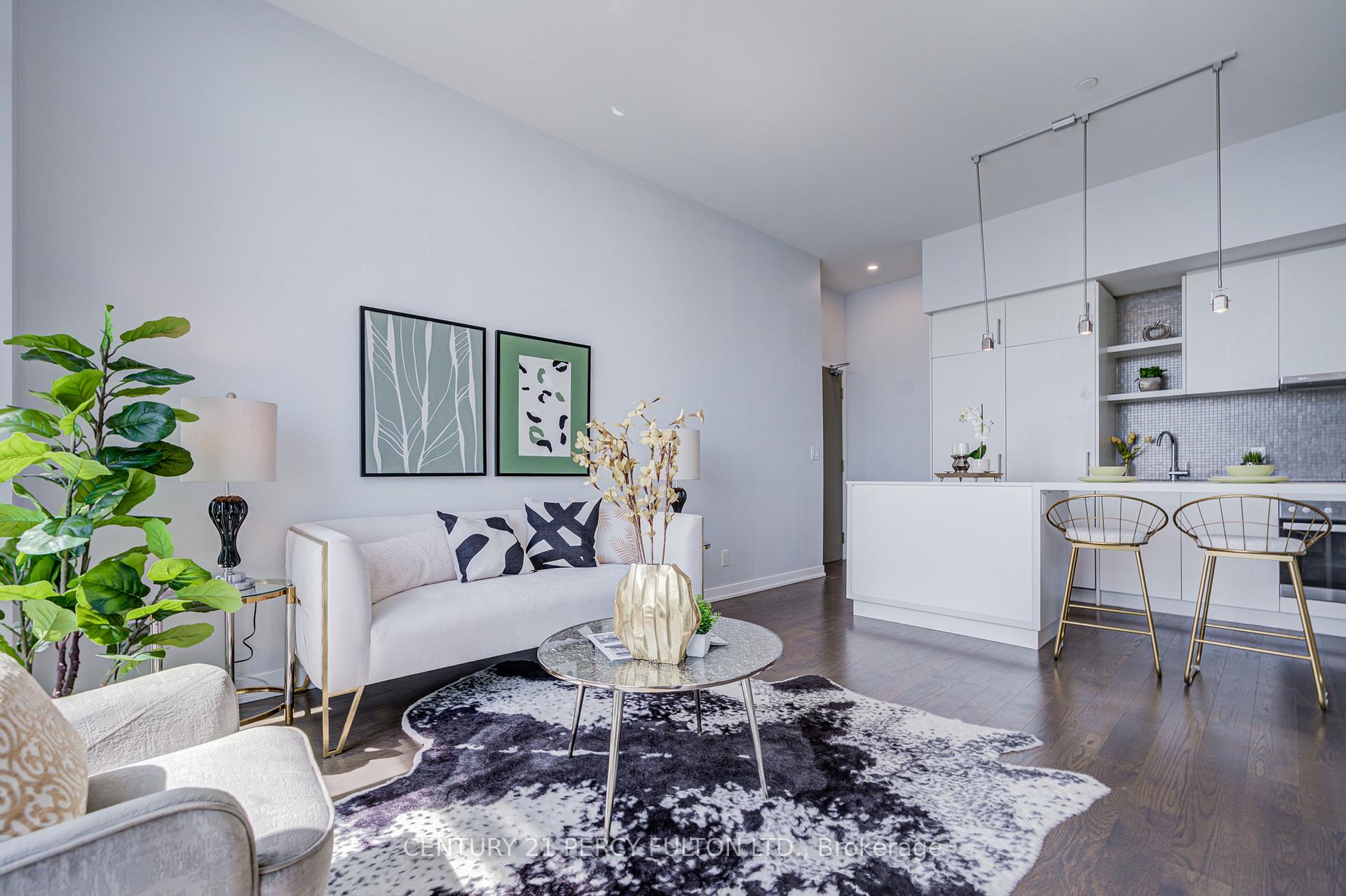 Photo 4 of Unit 6901, 100 Harbour Street, Toronto, Waterfront Communities — HOMEH