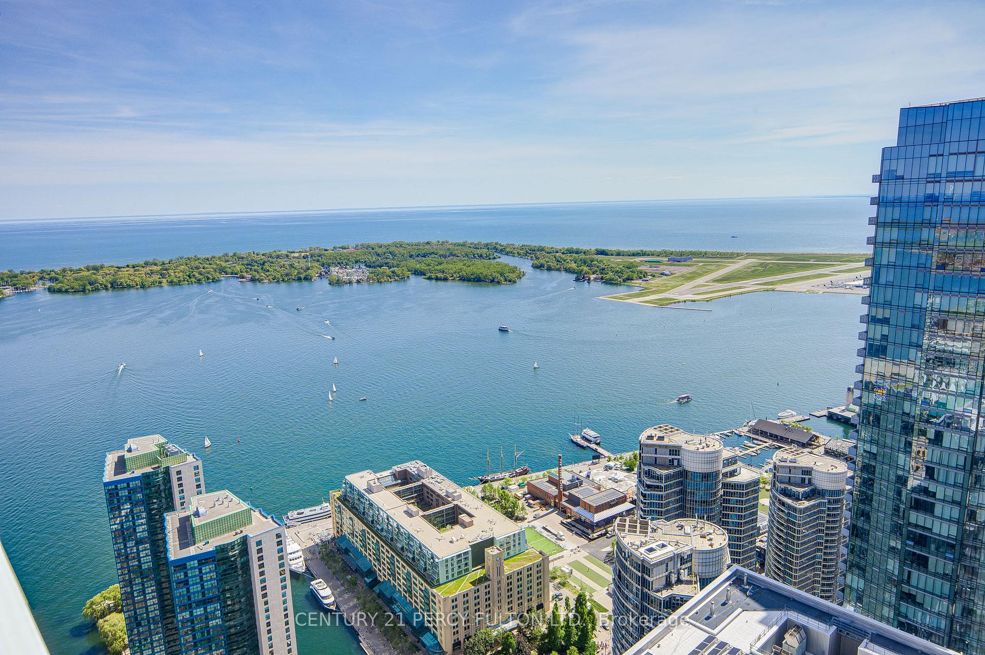 Photo 8 of Unit 6901, 100 Harbour Street, Toronto, Waterfront Communities — HOMEH