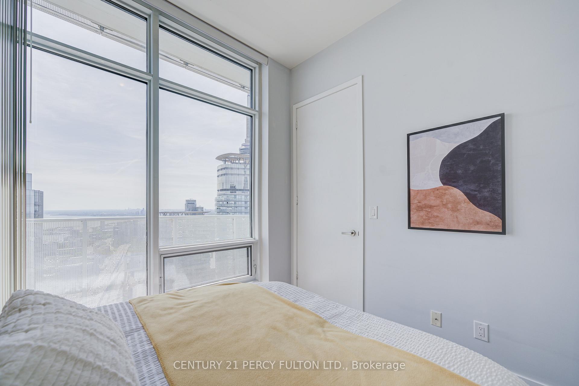 Photo 13 of Unit 6901, 100 Harbour Street, Toronto, Waterfront Communities — HOMEH