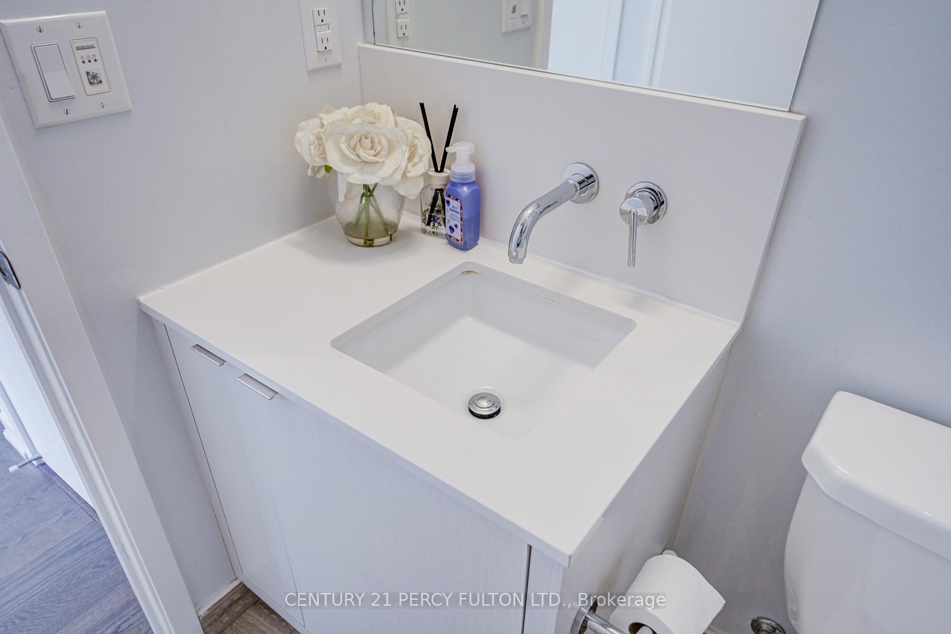 Photo 21 of Unit 6901, 100 Harbour Street, Toronto, Waterfront Communities — HOMEH