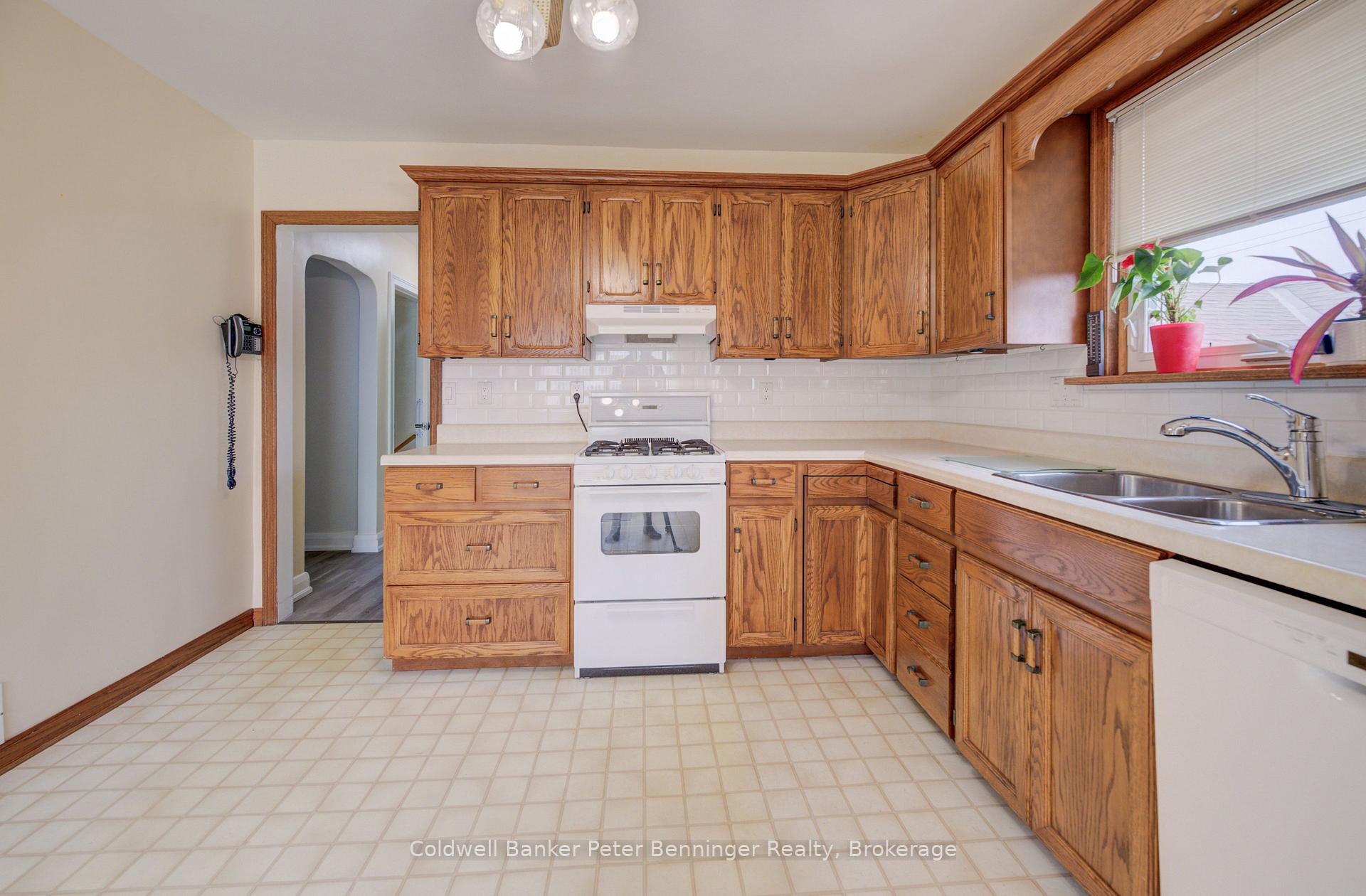 Photo 10 of 280 6th A Street, Hanover — HOMEH