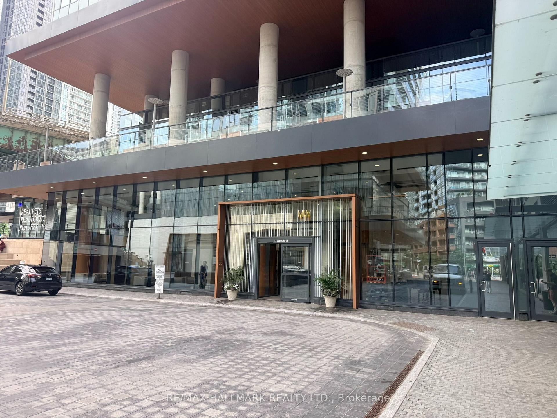 Photo 1 of Unit 3206, 17 Bathurst Street, Toronto, Waterfront Communities — HOMEH