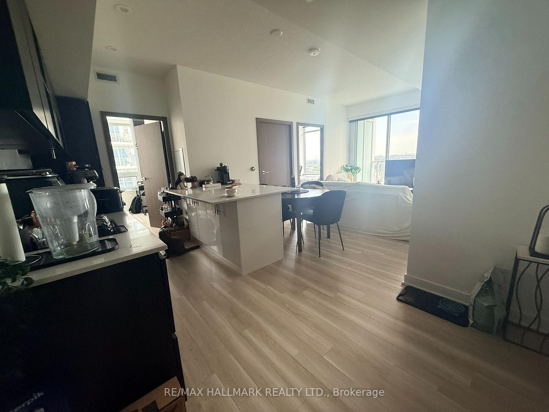 Photo 10 of Unit 3206, 17 Bathurst Street, Toronto, Waterfront Communities — HOMEH