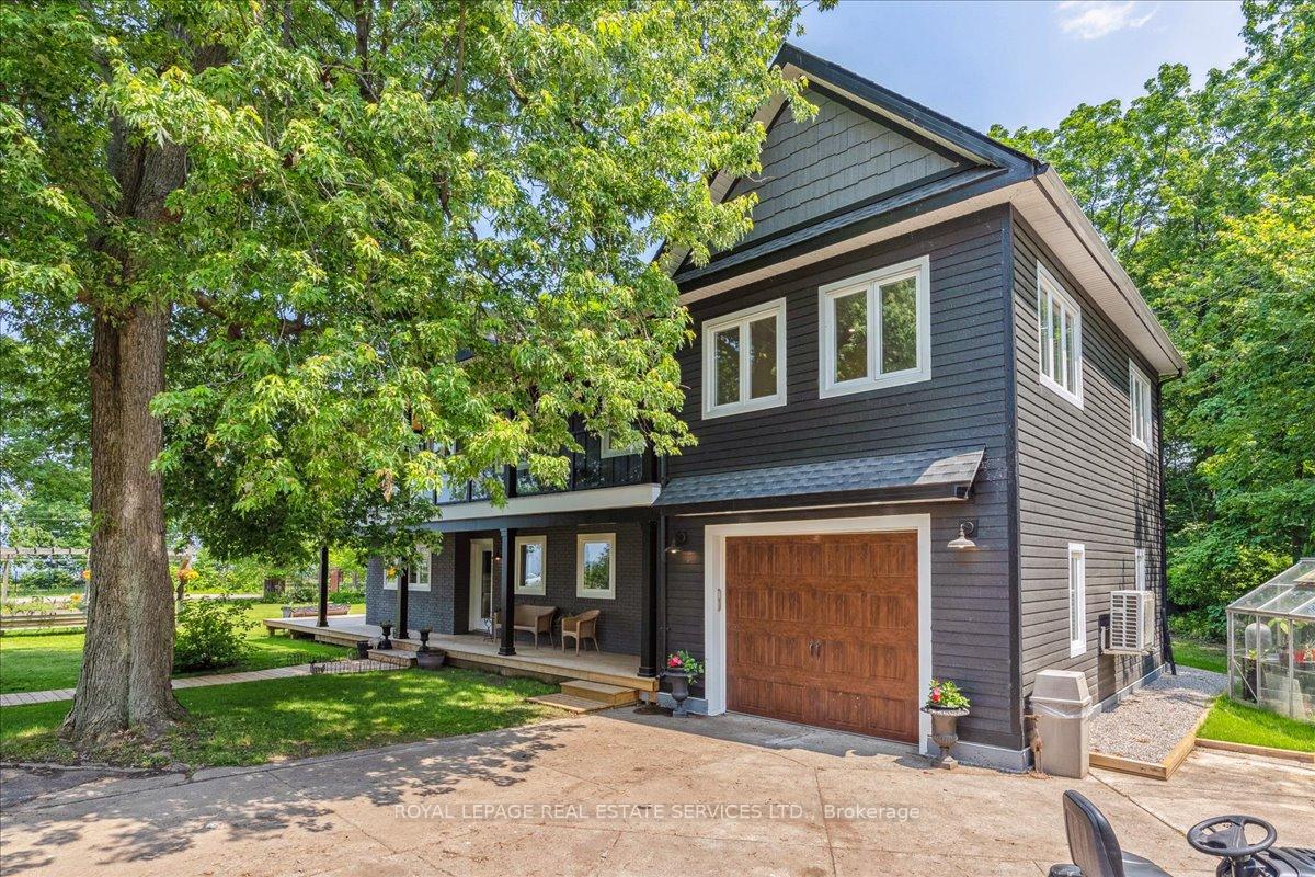 Photo 4 of 62 Windemere Road, Hamilton, Winona Park — HOMEH