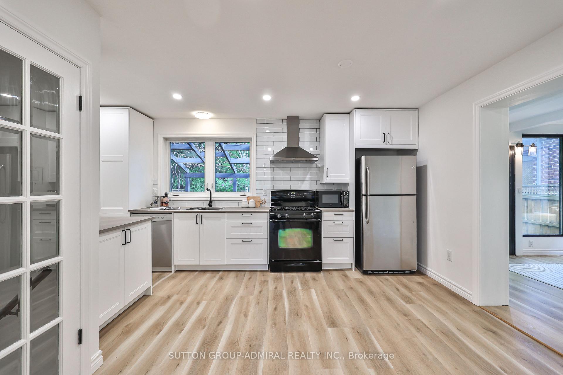 Photo 21 of 81 Yorkview Drive, North York, Willowdale West — HOMEH