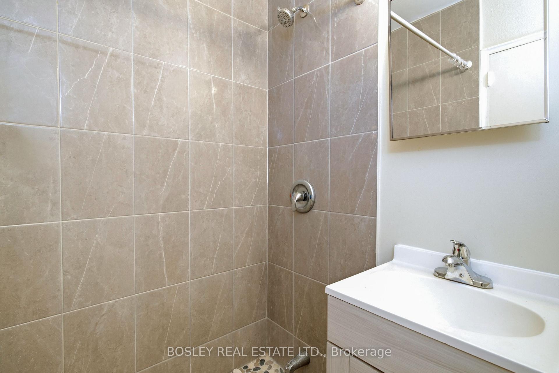 Photo 12 of Unit 404, 85 Lawton Boulevard, Toronto, Yonge-St. Clair — HOMEH