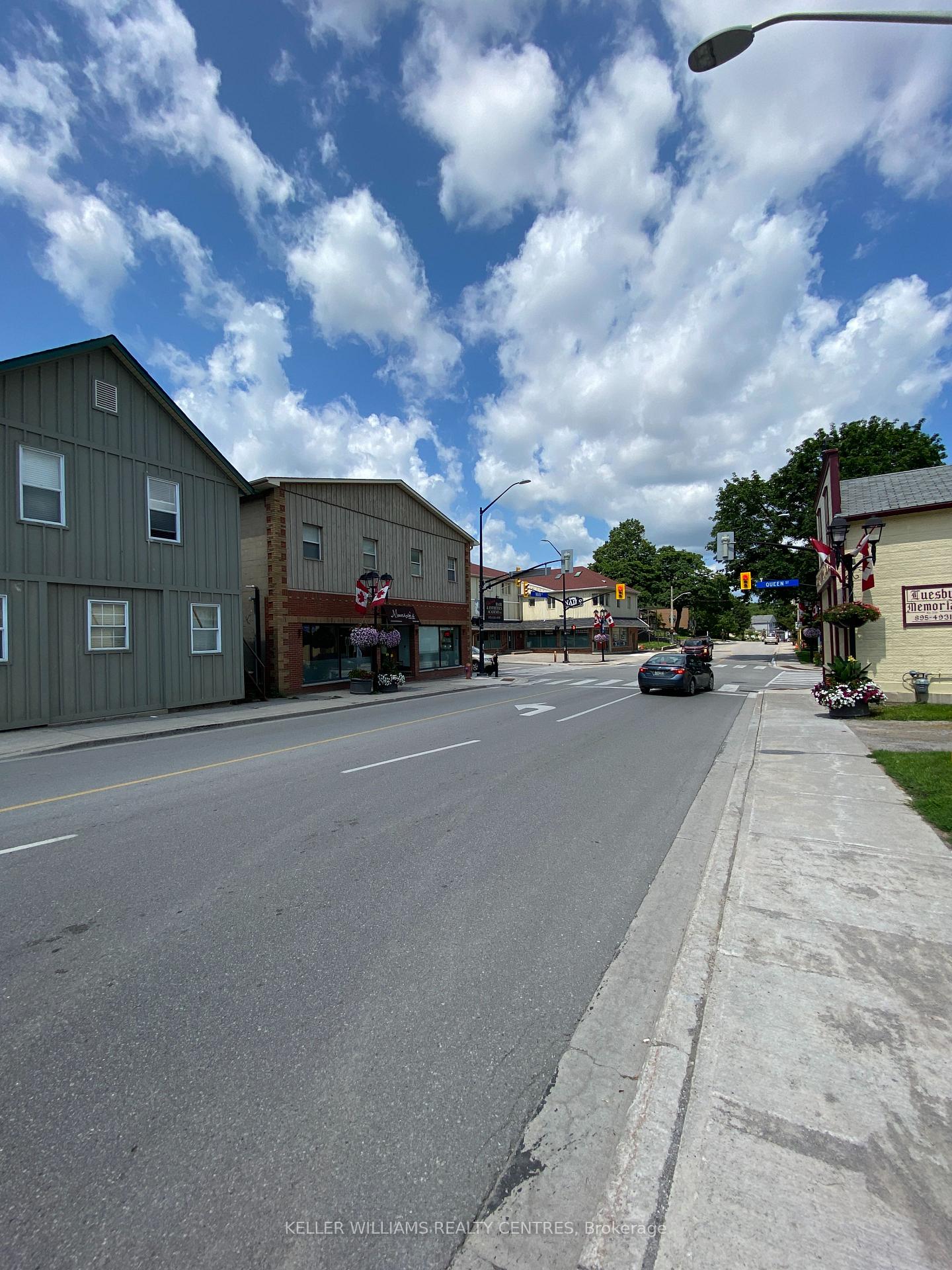 Photo 21 of Unit 21, 115 Main Street S, Newmarket, Central Newmarket — HOMEH