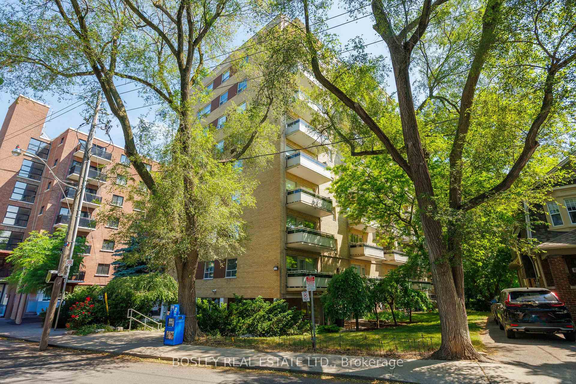 Front of Unit 403, 85 Lawton Boulevard