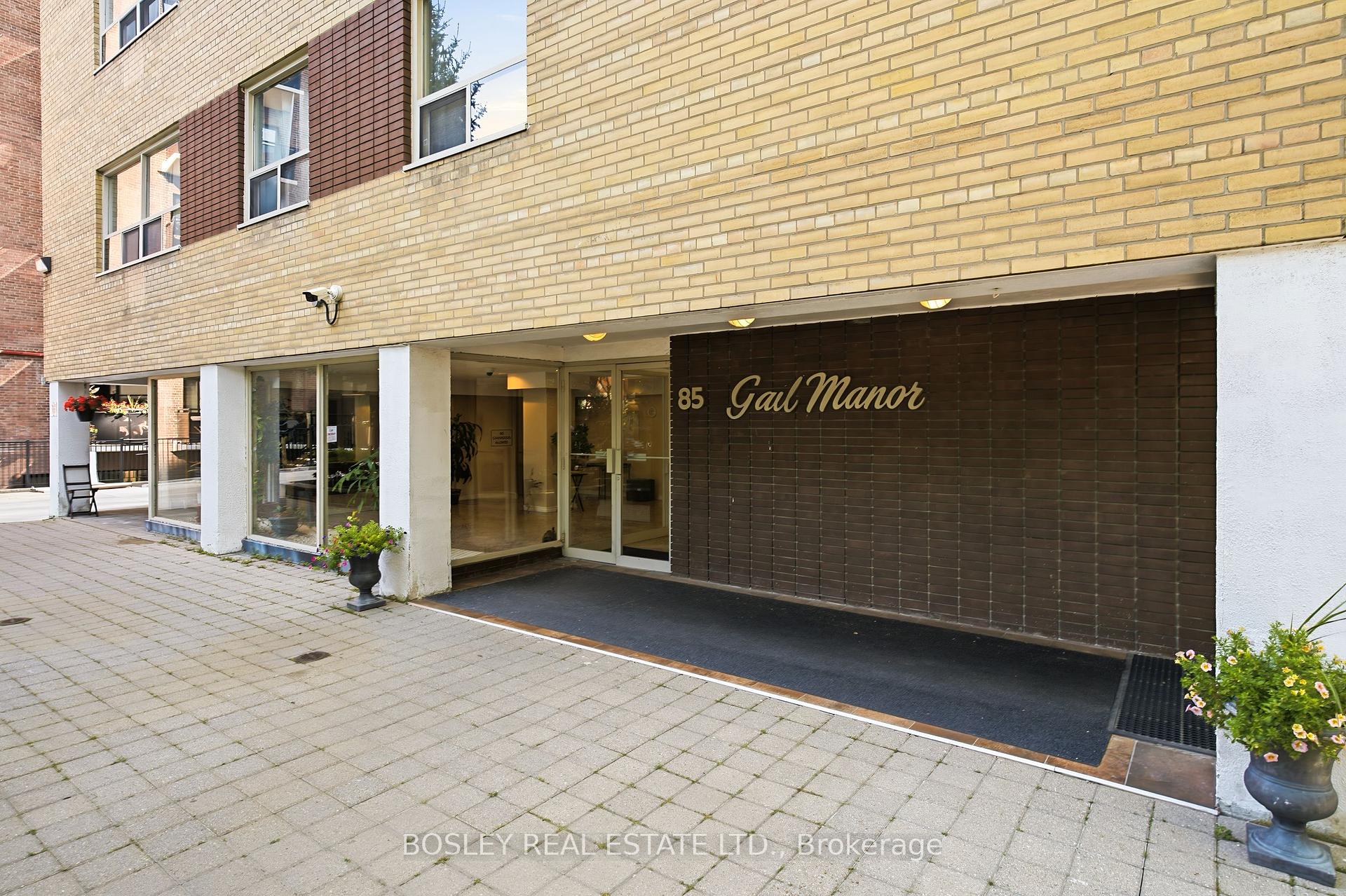 Photo 2 of Unit 304, 85 Lawton Boulevard, Toronto, Yonge-St. Clair — HOMEH