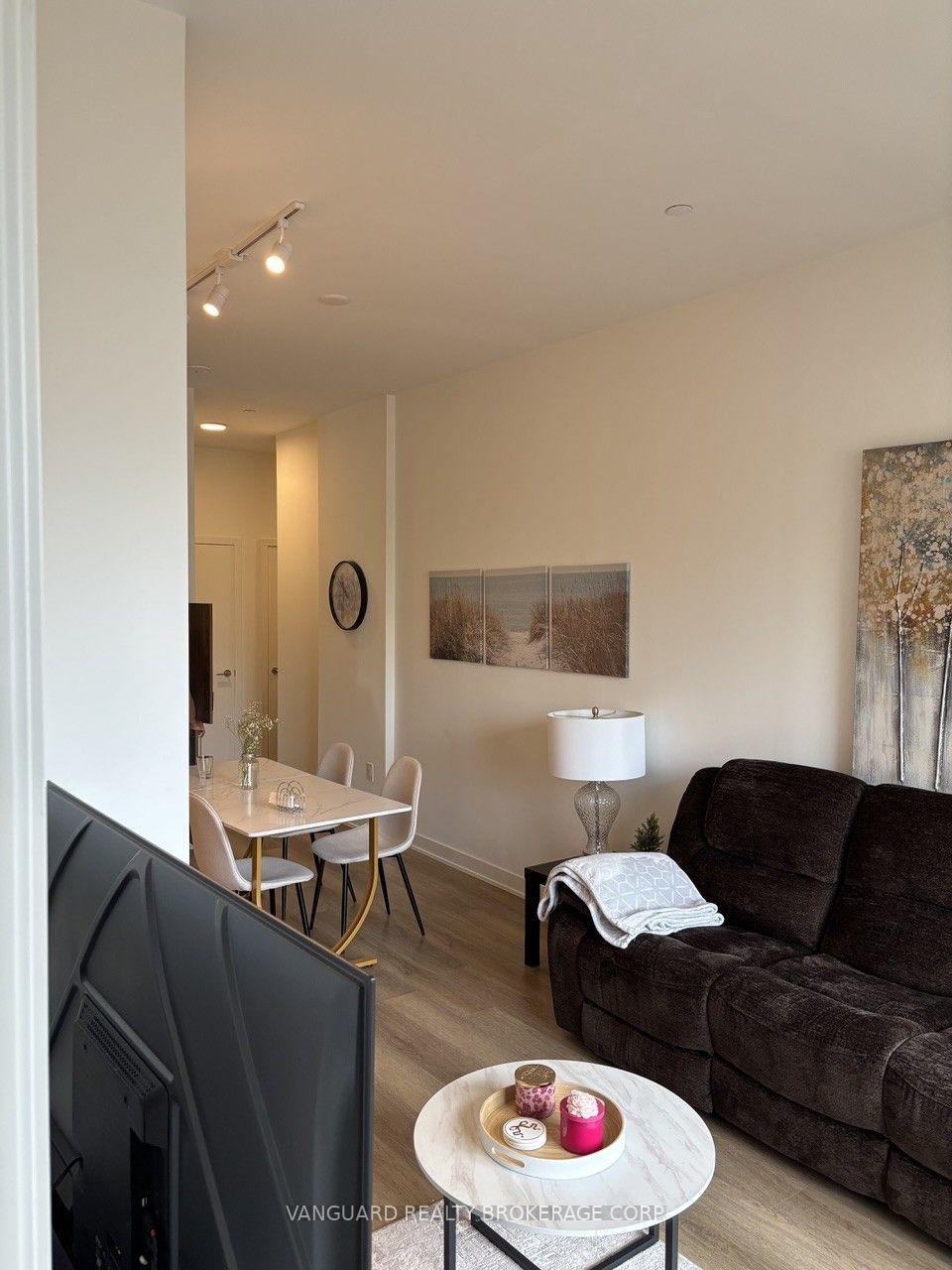 Photo 10 of Unit 612, 9 Tecumseth Street, Toronto, Niagara — HOMEH