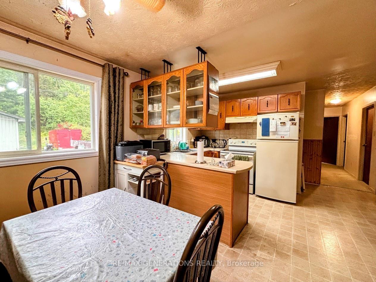 Photo 2 of 37 Matachewan Road, Manitouwadge, TB-73 — HOMEH