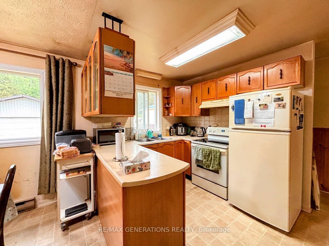 Photo 3 of 37 Matachewan Road, Manitouwadge, TB-73 — HOMEH