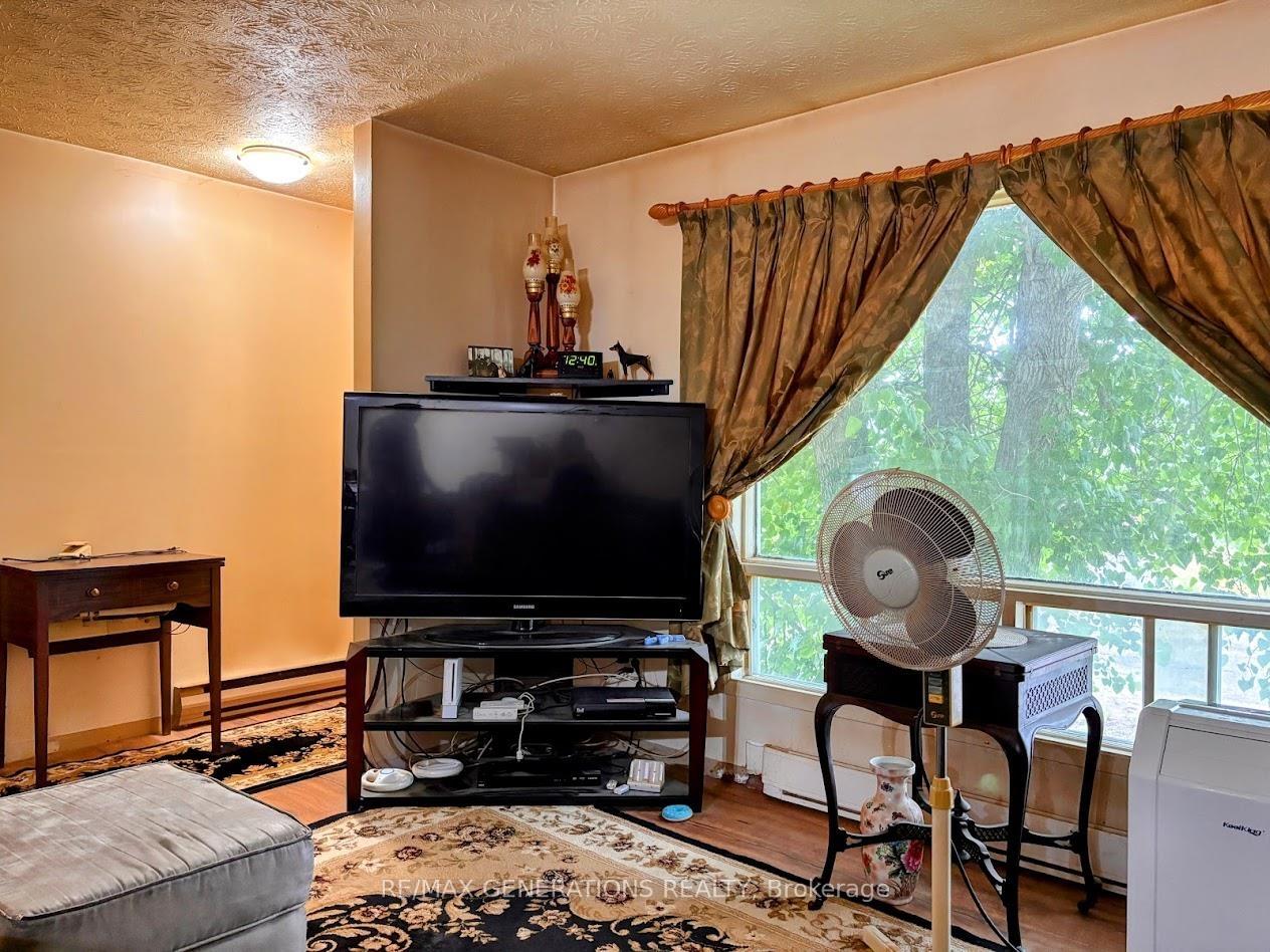 Photo 7 of 37 Matachewan Road, Manitouwadge, TB-73 — HOMEH
