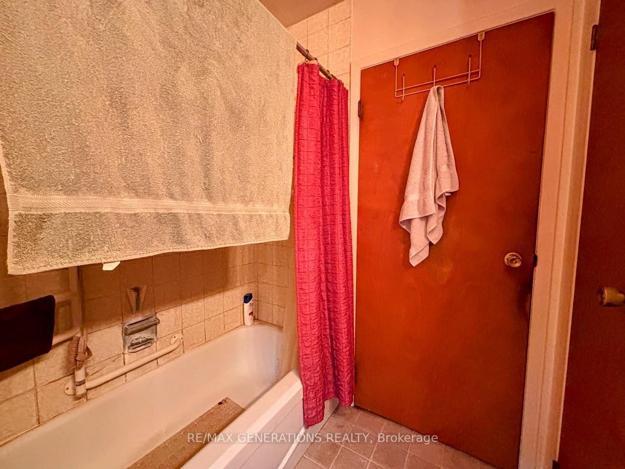 Photo 13 of 37 Matachewan Road, Manitouwadge, TB-73 — HOMEH