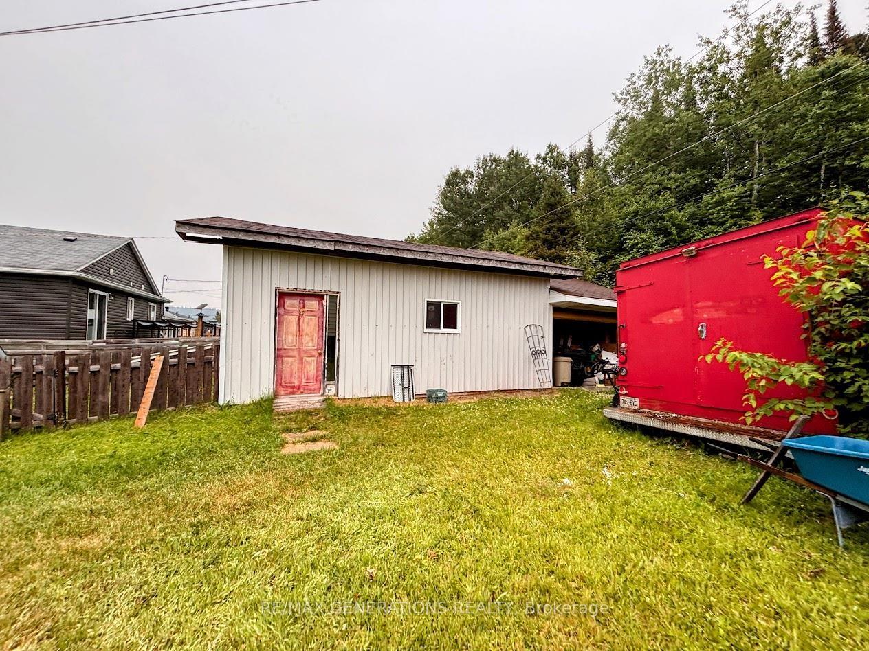 Photo 28 of 37 Matachewan Road, Manitouwadge, TB-73 — HOMEH