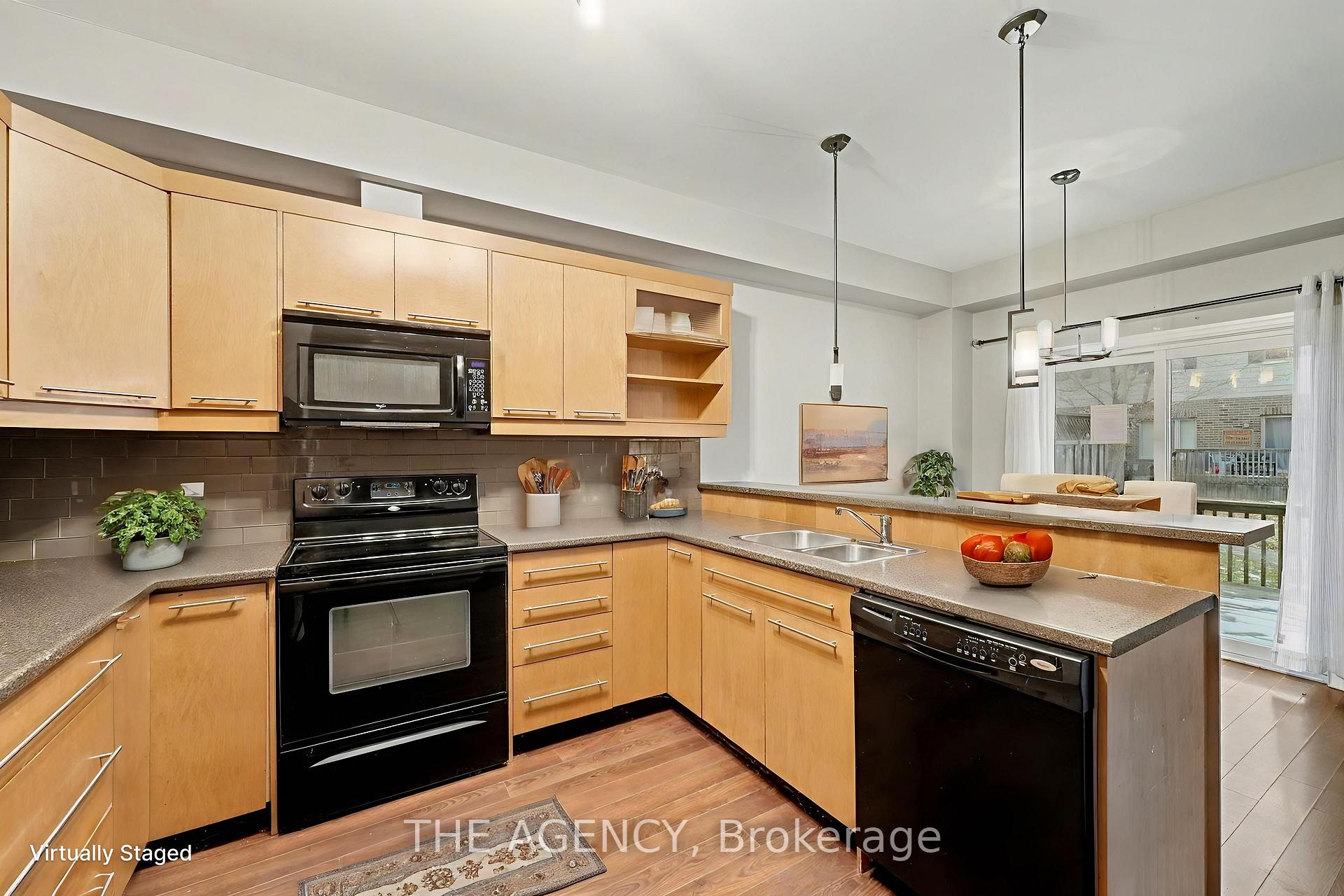 Photo 11 of Unit 59, 112 N Centre Road, London, North B — HOMEH