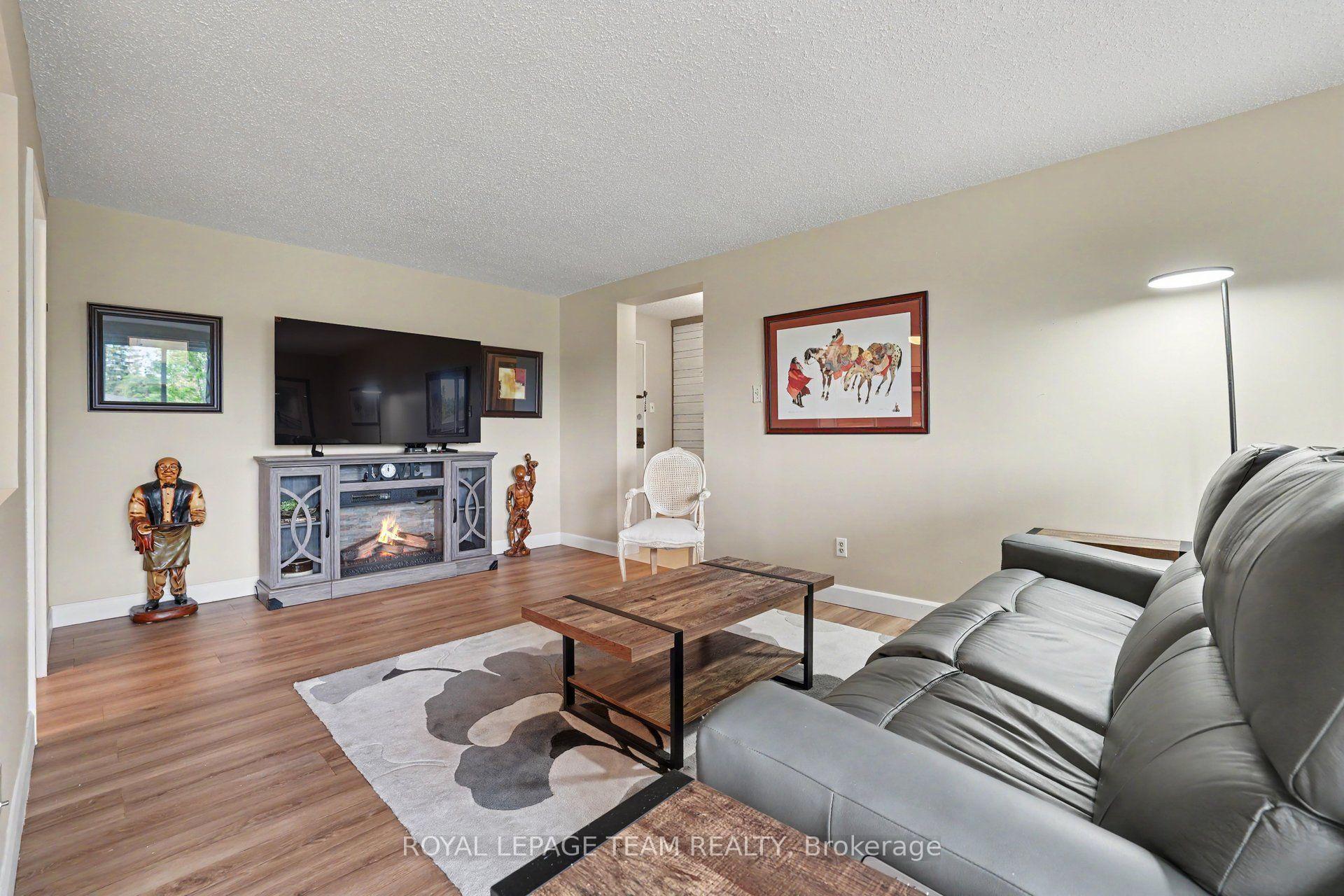 Photo 9 of Unit 302, 1485 Baseline Road, Ottawa, Copeland Park — HOMEH