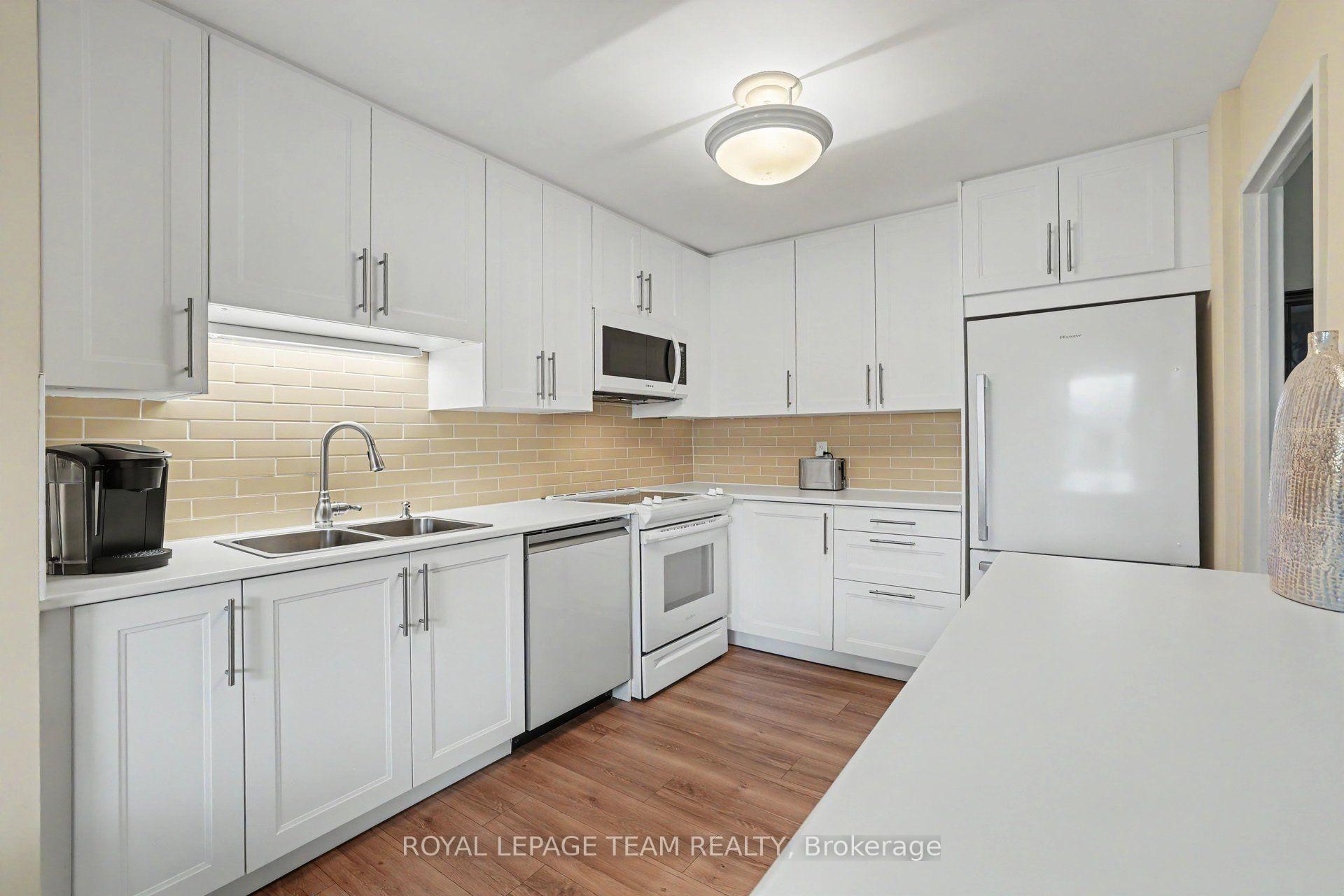 Photo 15 of Unit 302, 1485 Baseline Road, Ottawa, Copeland Park — HOMEH