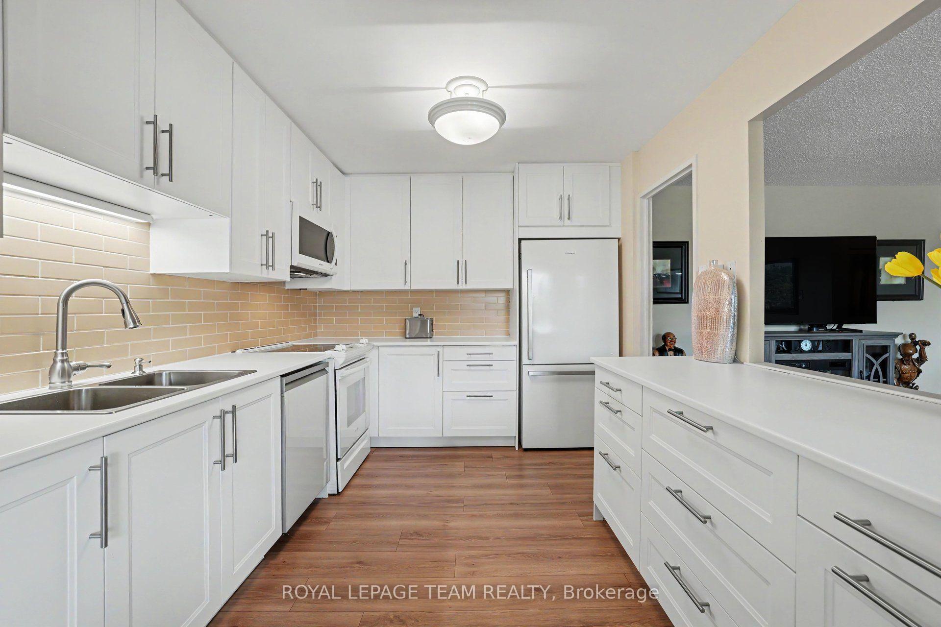 Photo 20 of Unit 302, 1485 Baseline Road, Ottawa, Copeland Park — HOMEH