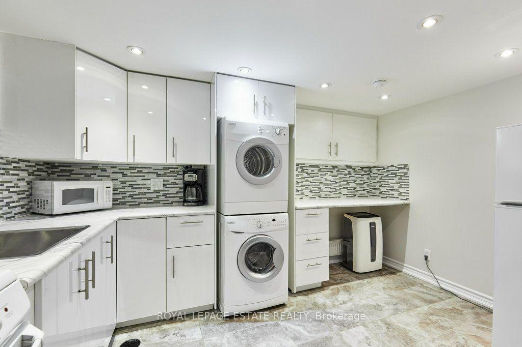 Photo 10 of Unit Lower, 120 Grenadier Road, Toronto, High Park-Swansea — HOMEH
