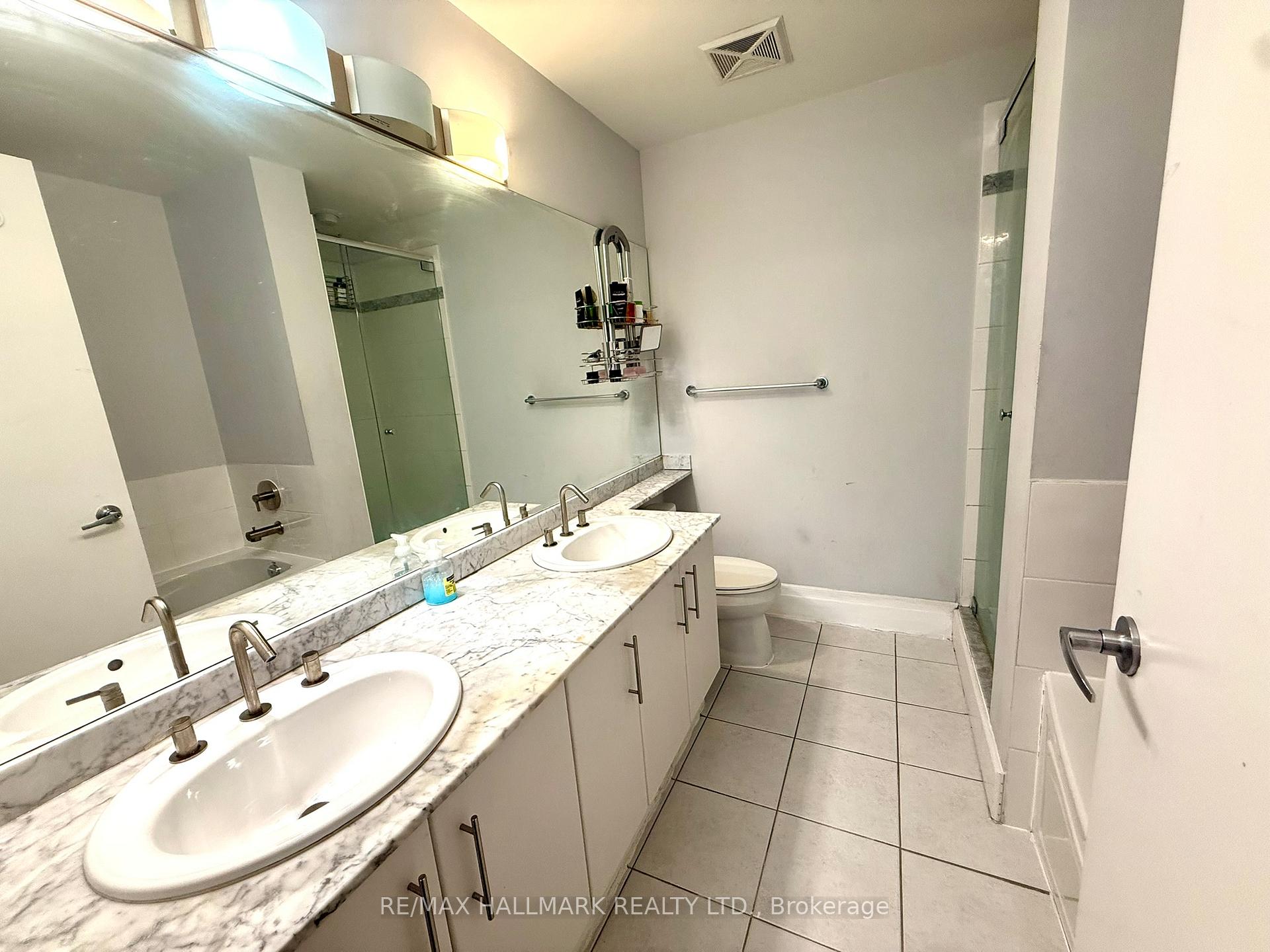 Photo 24 of Unit 3803, 16 Yonge Street, Toronto, Waterfront Communities — HOMEH
