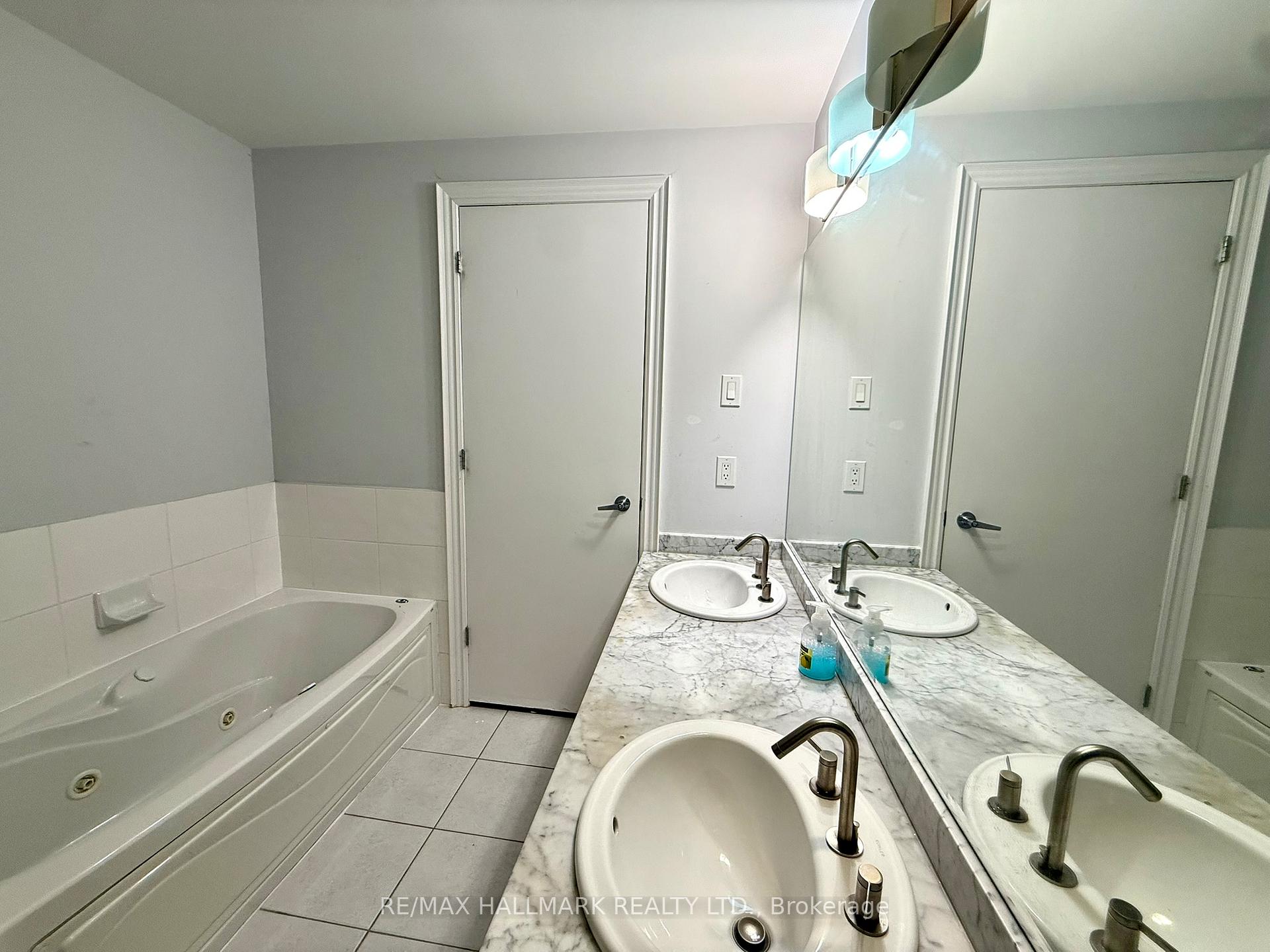 Photo 25 of Unit 3803, 16 Yonge Street, Toronto, Waterfront Communities — HOMEH