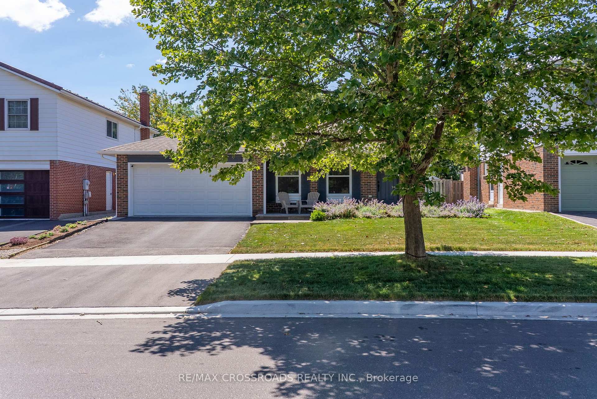 Photo 2 of 23 Chaldean Street, Scarborough, L'Amoreaux — HOMEH
