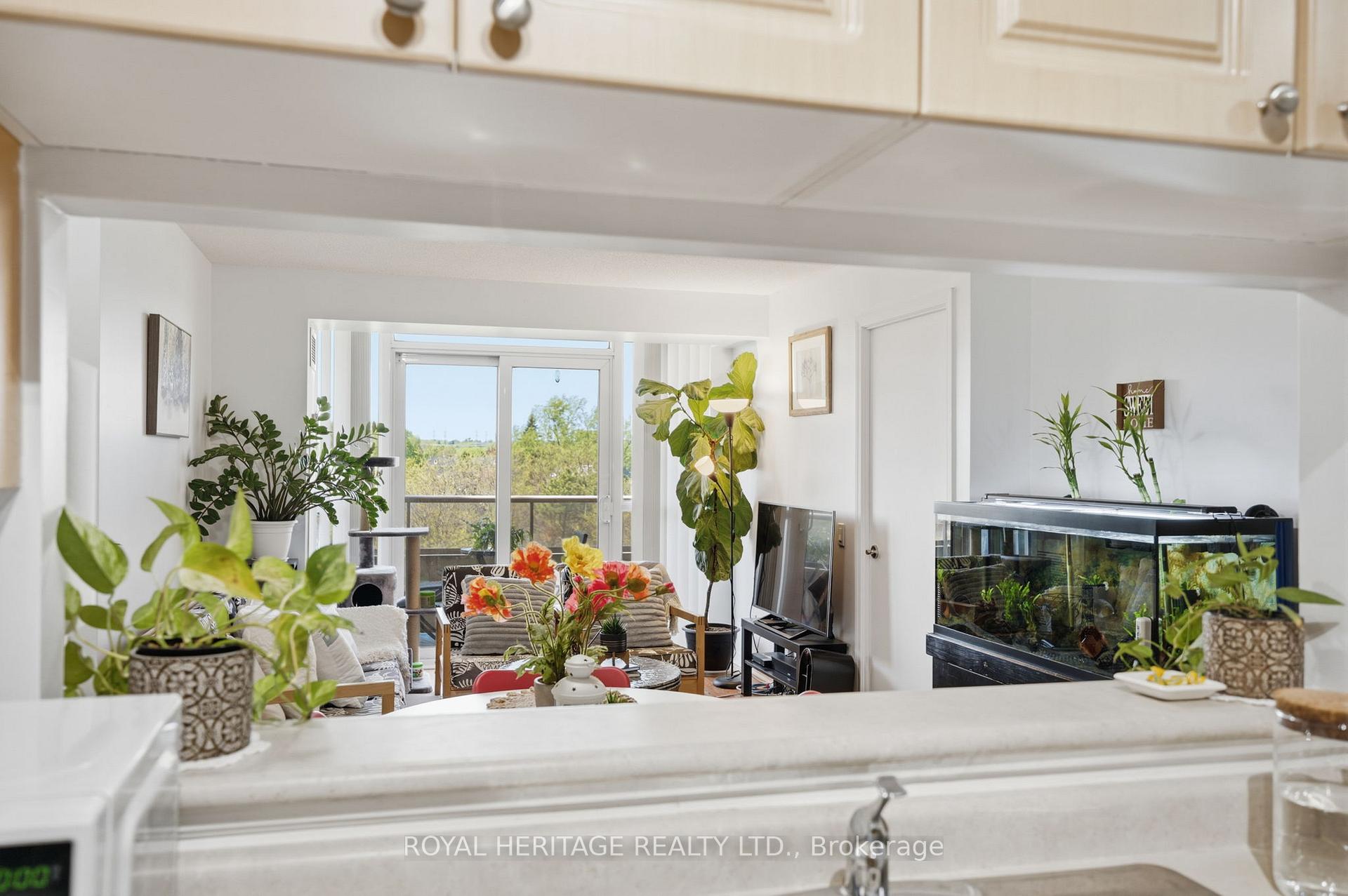 Photo 11 of Unit 501, 1200 The Esplanade, Pickering, Town Centre — HOMEH