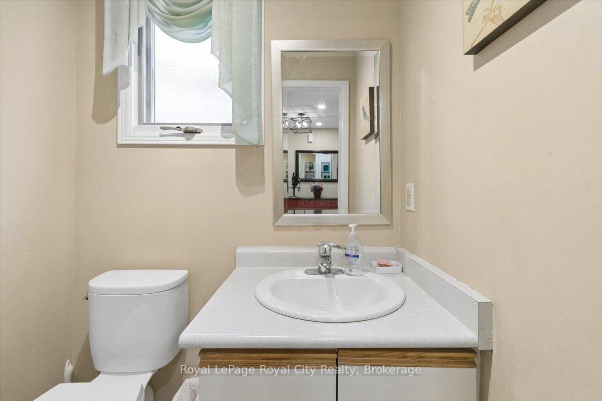 Photo 21 of 69 Summerdale Drive, Markham, Thornlea — HOMEH