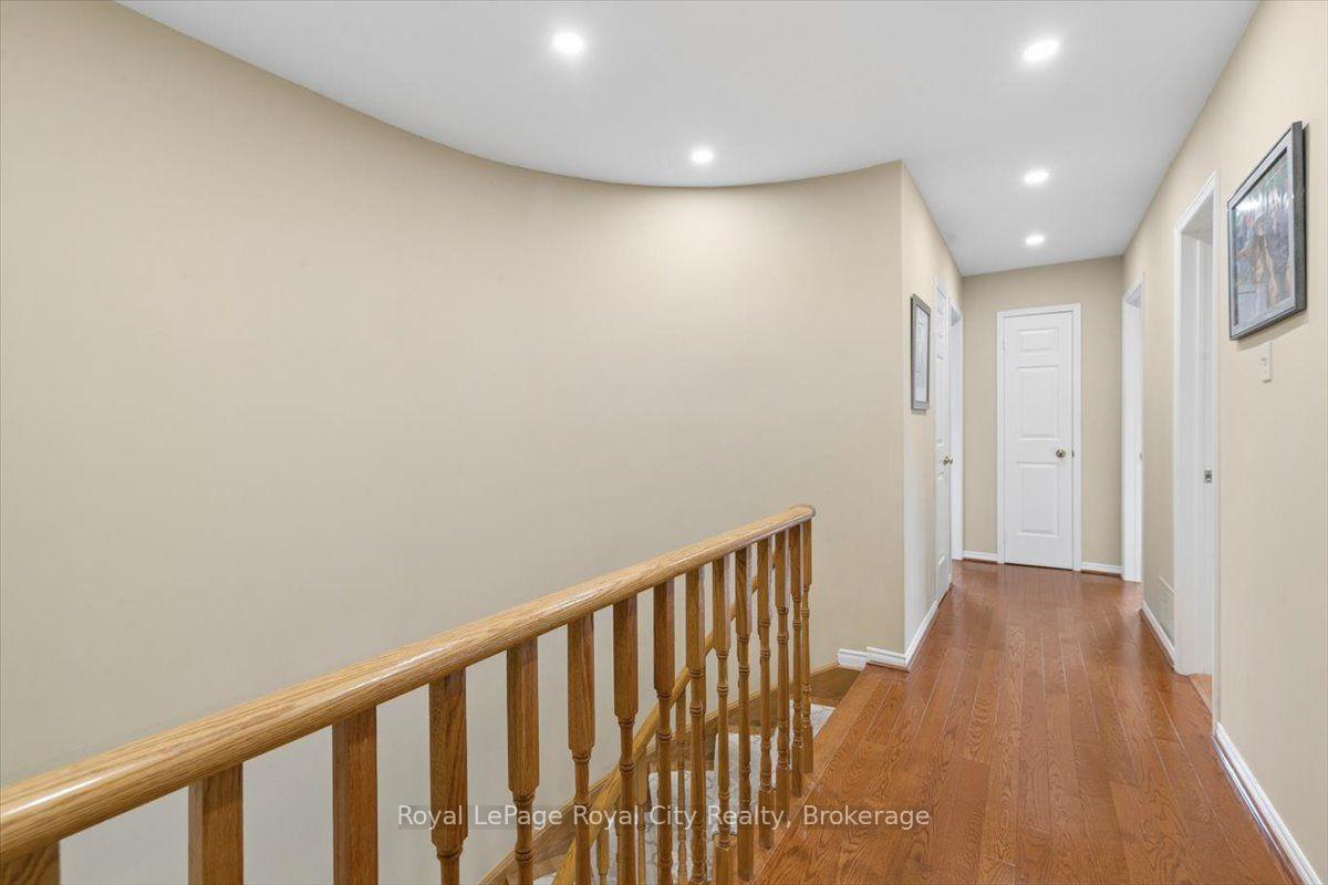 Photo 23 of 69 Summerdale Drive, Markham, Thornlea — HOMEH