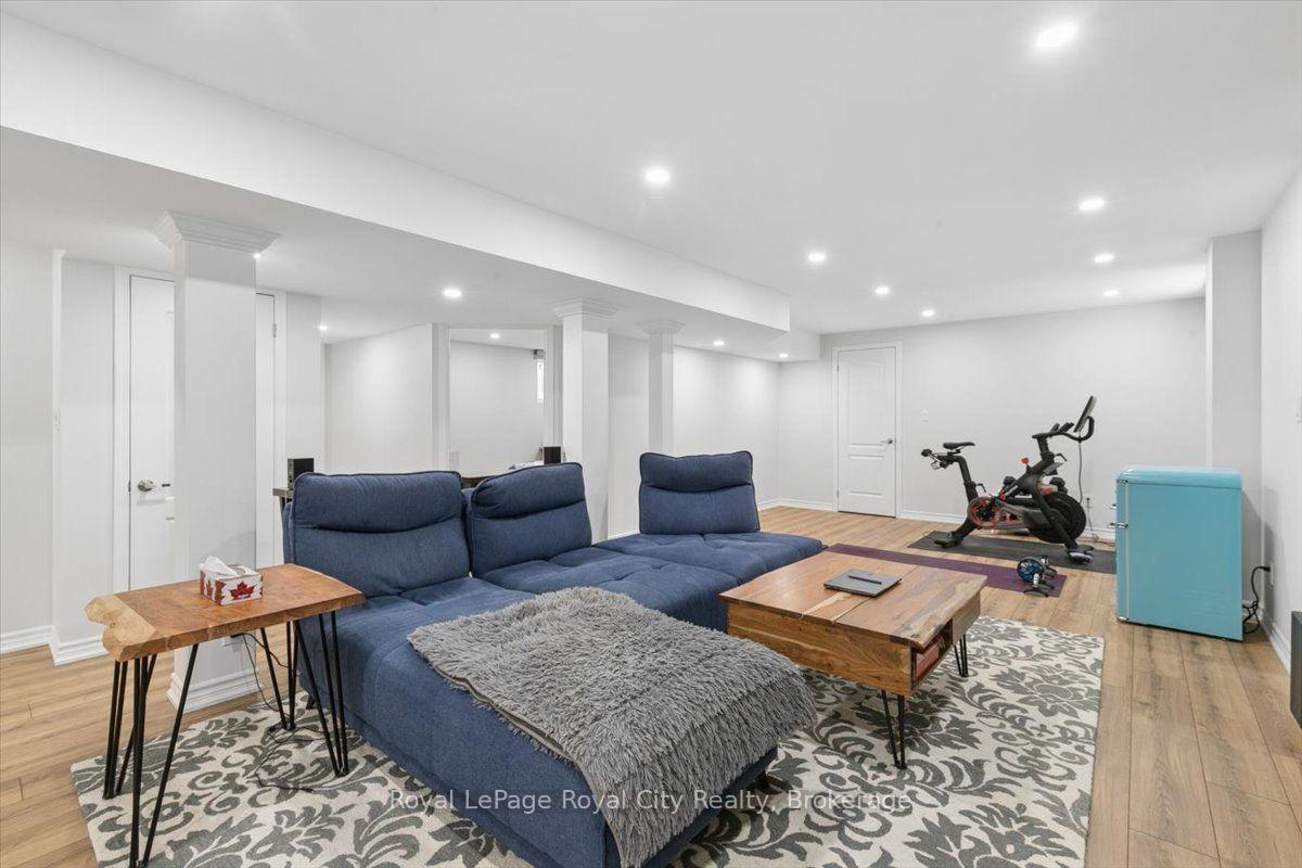 Photo 34 of 69 Summerdale Drive, Markham, Thornlea — HOMEH