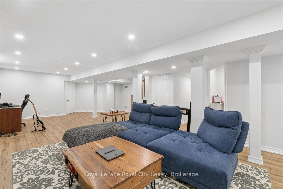 Photo 35 of 69 Summerdale Drive, Markham, Thornlea — HOMEH