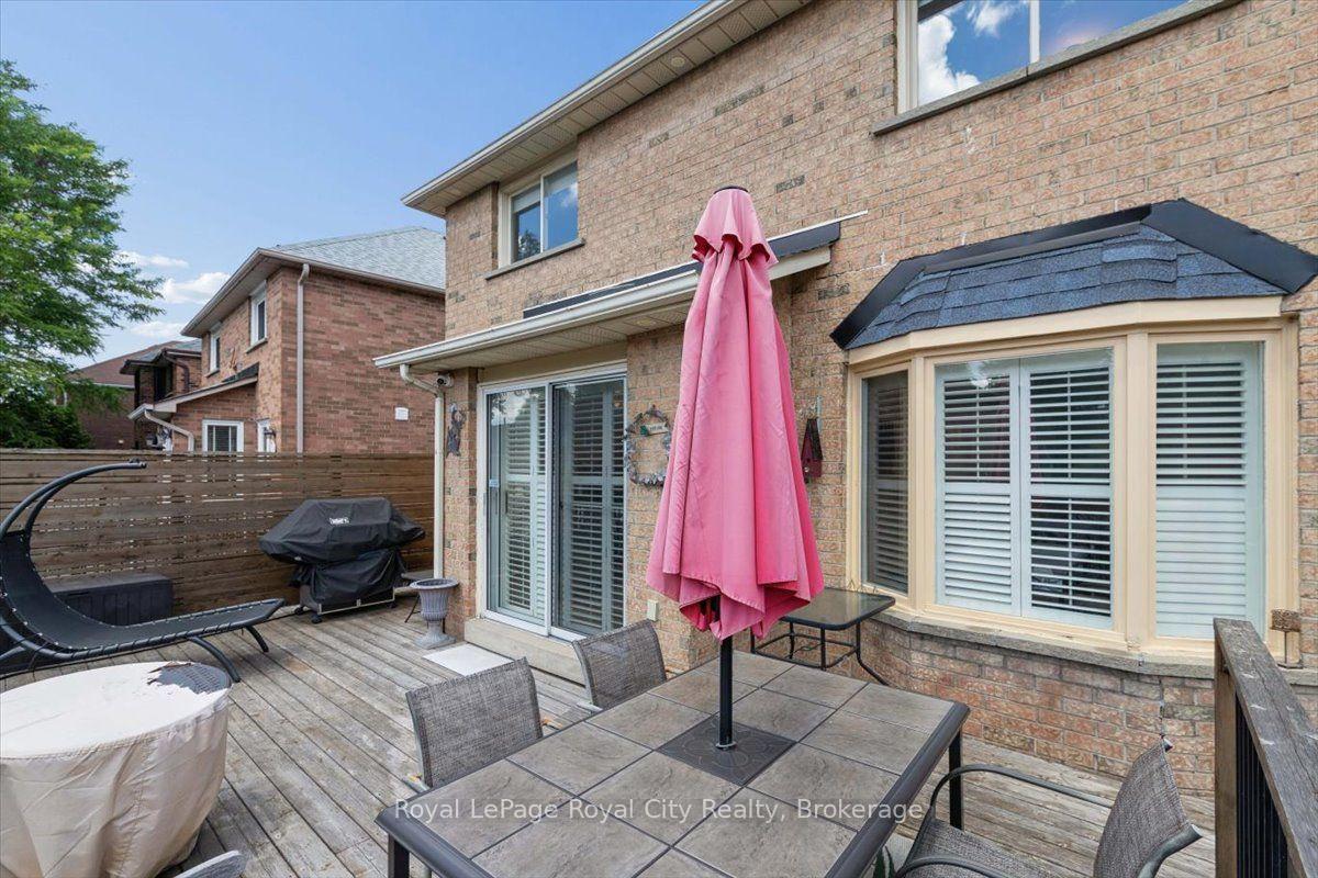 Photo 45 of 69 Summerdale Drive, Markham, Thornlea — HOMEH